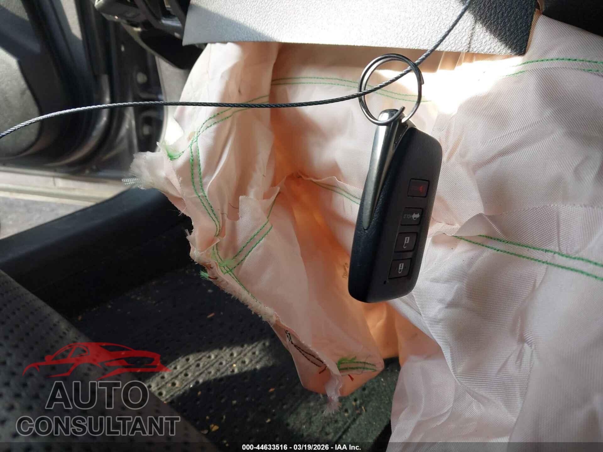 LEXUS IS 250 2015 - JTHCF1D29F5016799