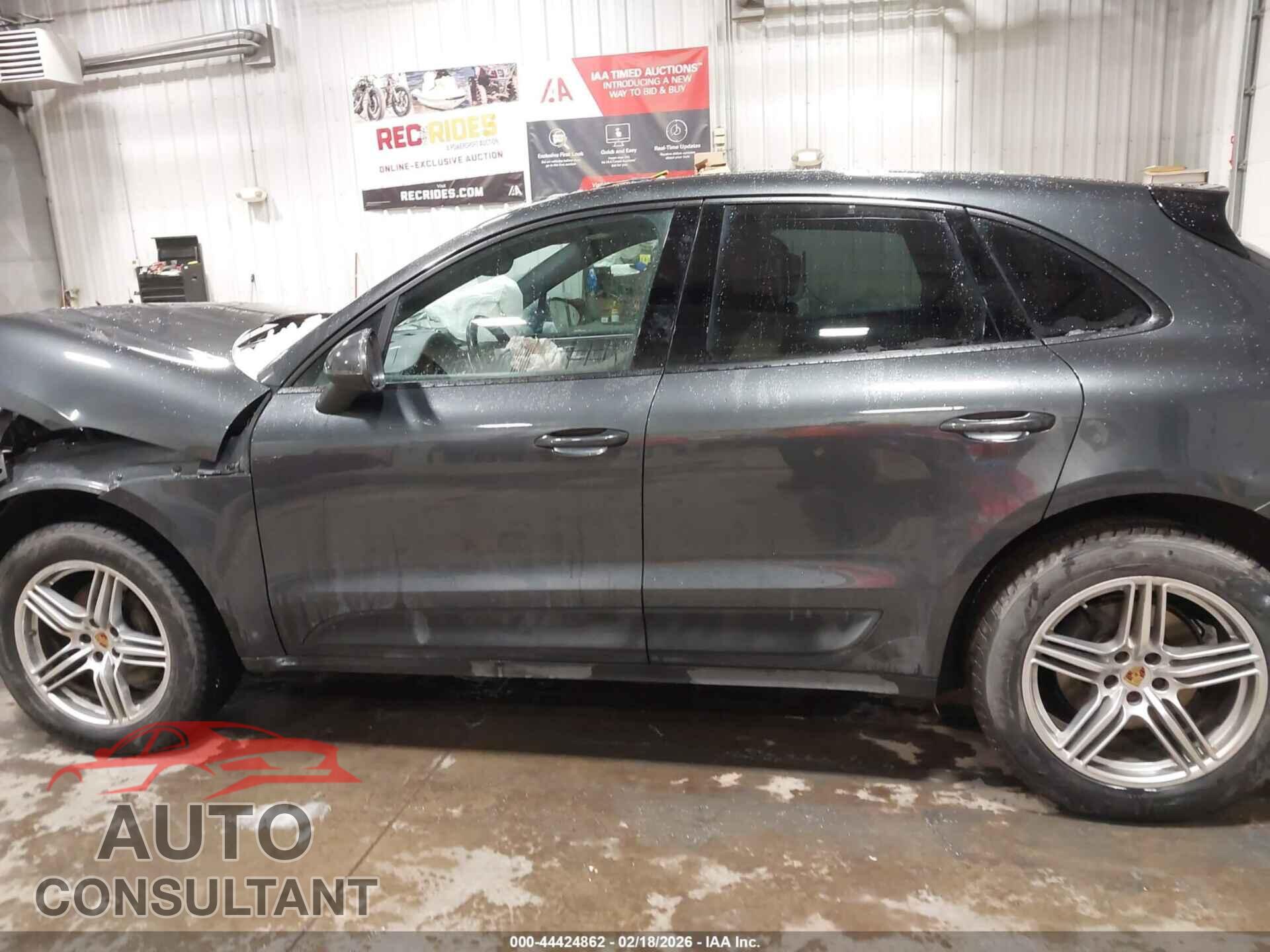 PORSCHE MACAN 2018 - WP1AA2A54JLB11334