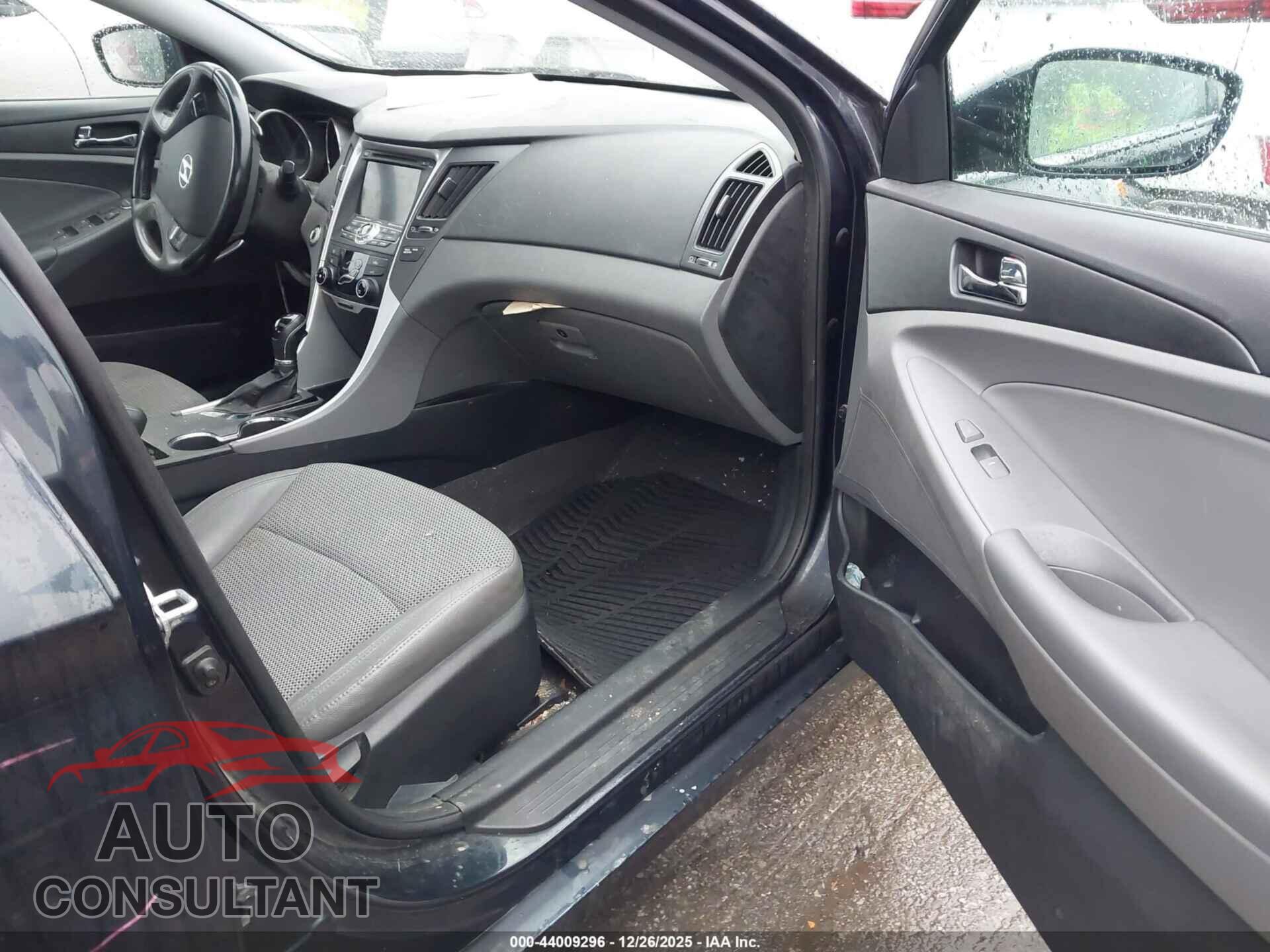 HYUNDAI SONATA 2012 - 5NPEC4ACXCH424063