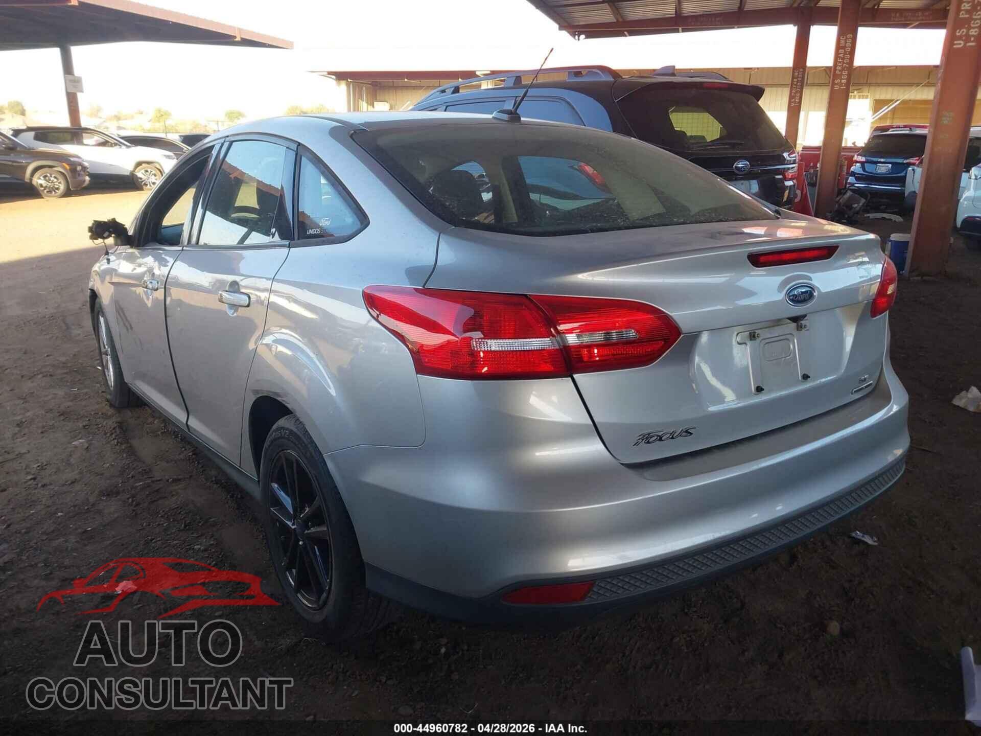 FORD FOCUS 2016 - 1FADP3F26GL319621