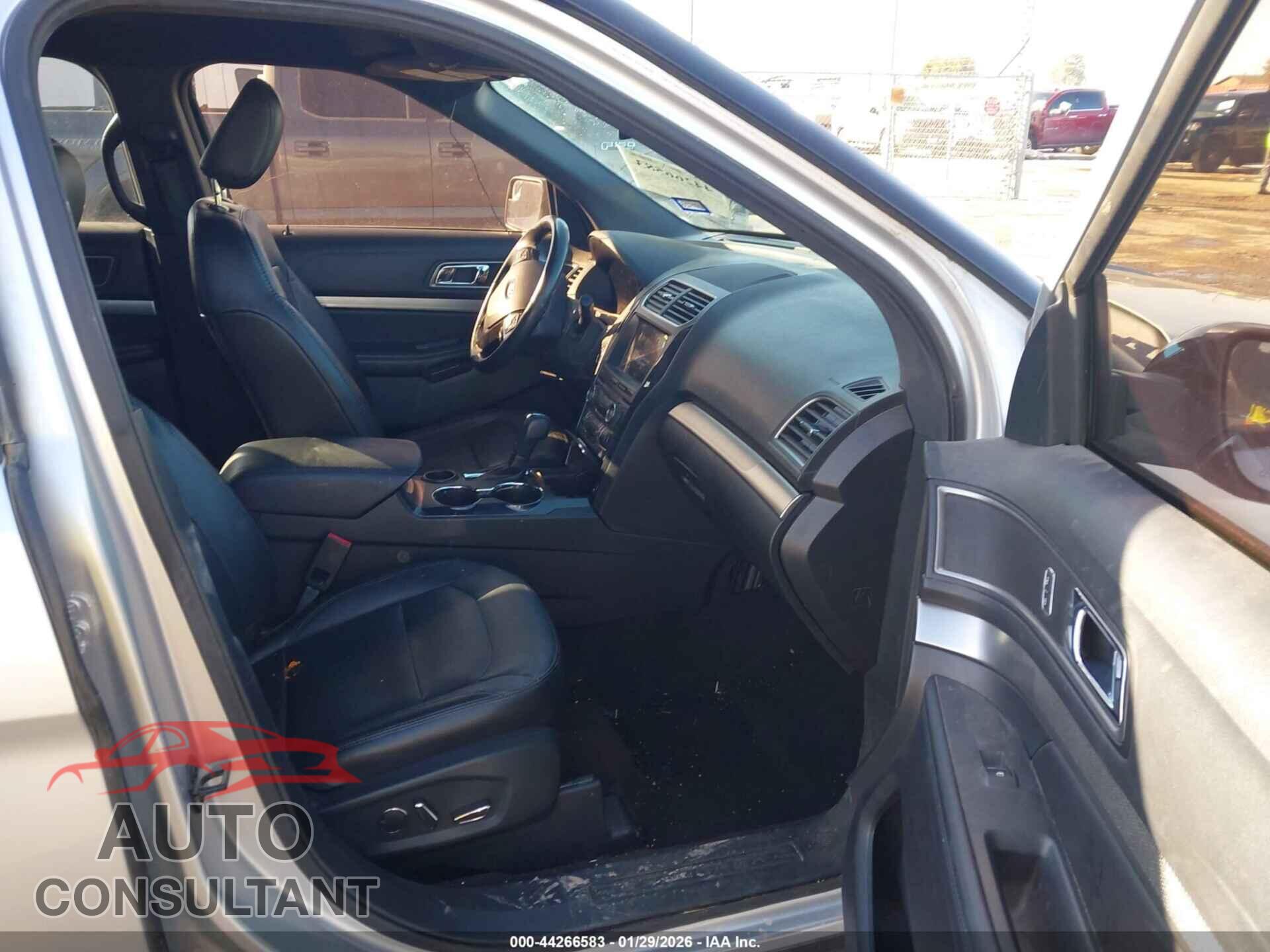 FORD EXPLORER 2018 - 1FM5K7D81JGB88766