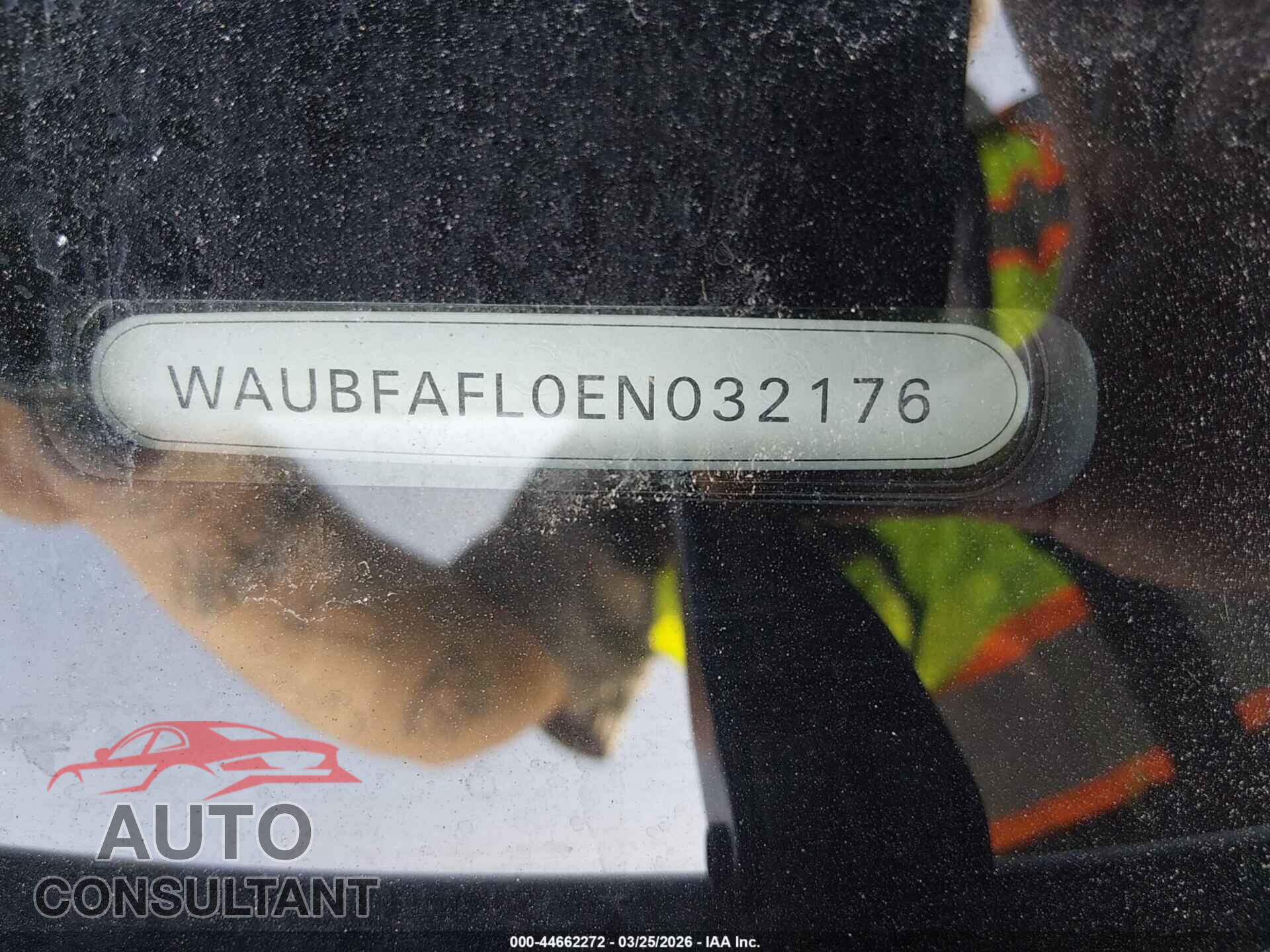 AUDI A4 2014 - WAUBFAFL0EN032176