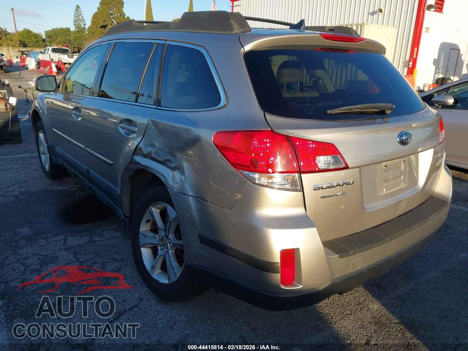 SUBARU OUTBACK 2014 - 4S4BRBCC8E3215191