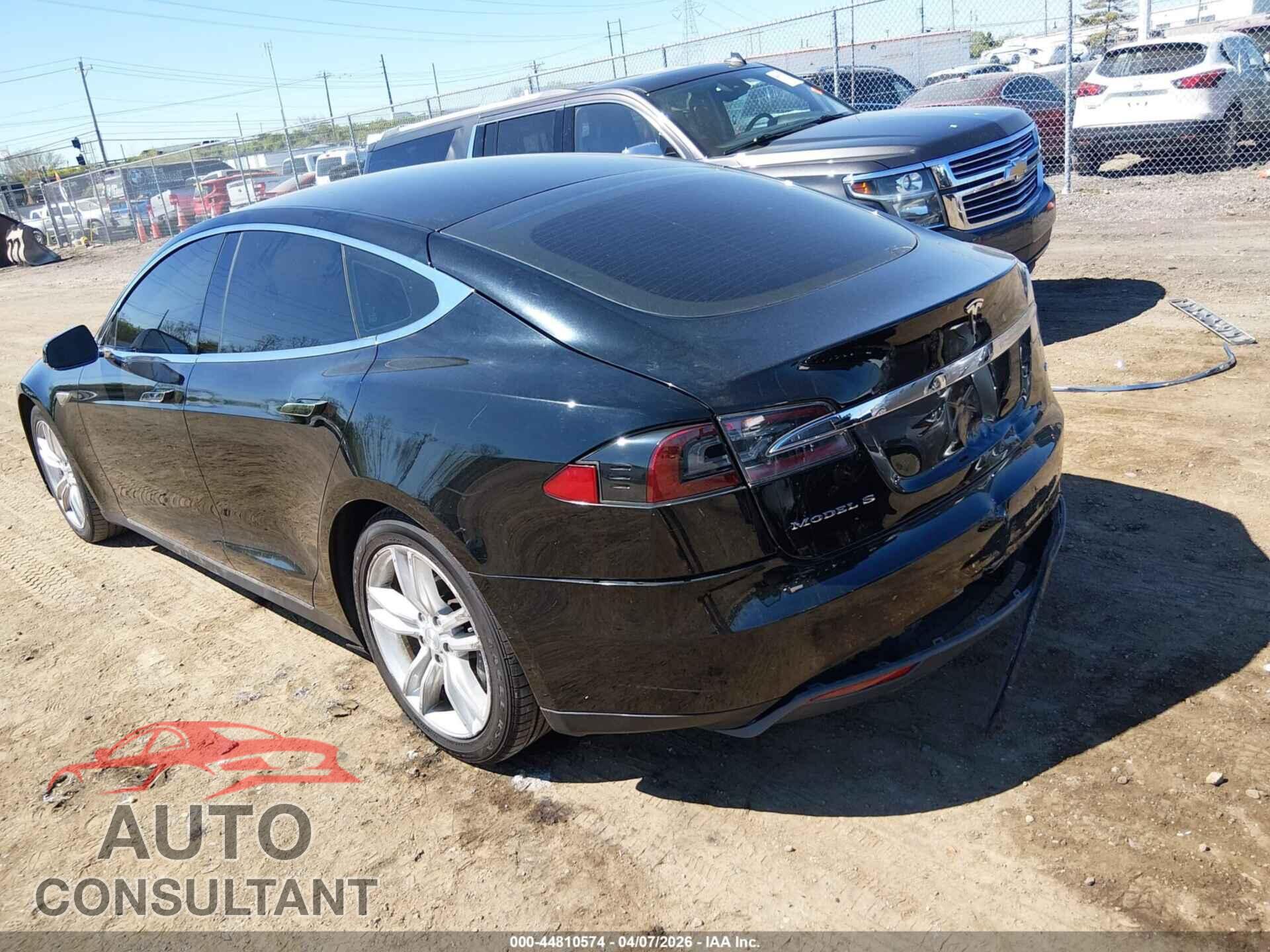TESLA MODEL S 2013 - 5YJSA1DGXDFP08265