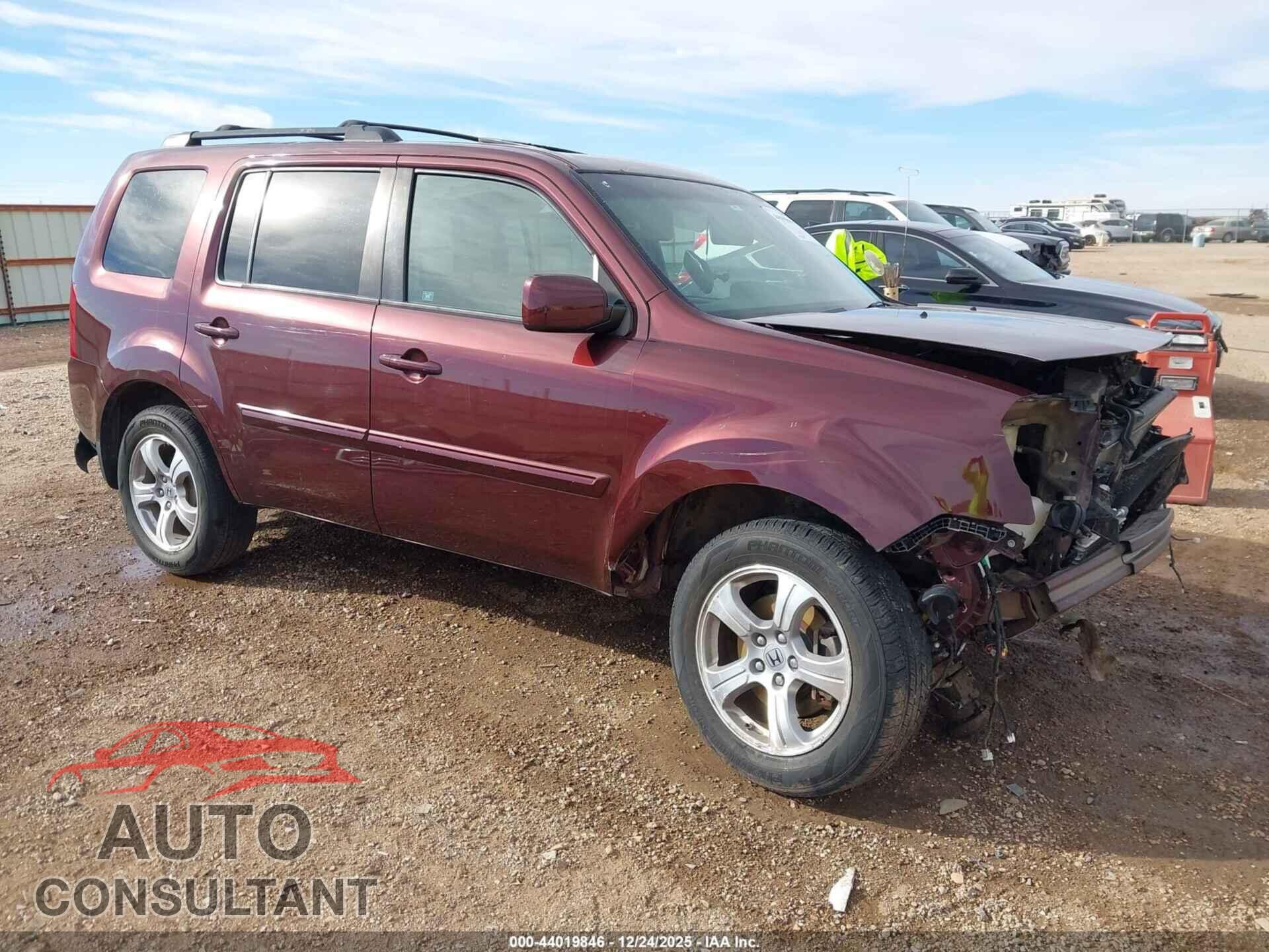 HONDA PILOT 2012 - 5FNYF4H52CB016568