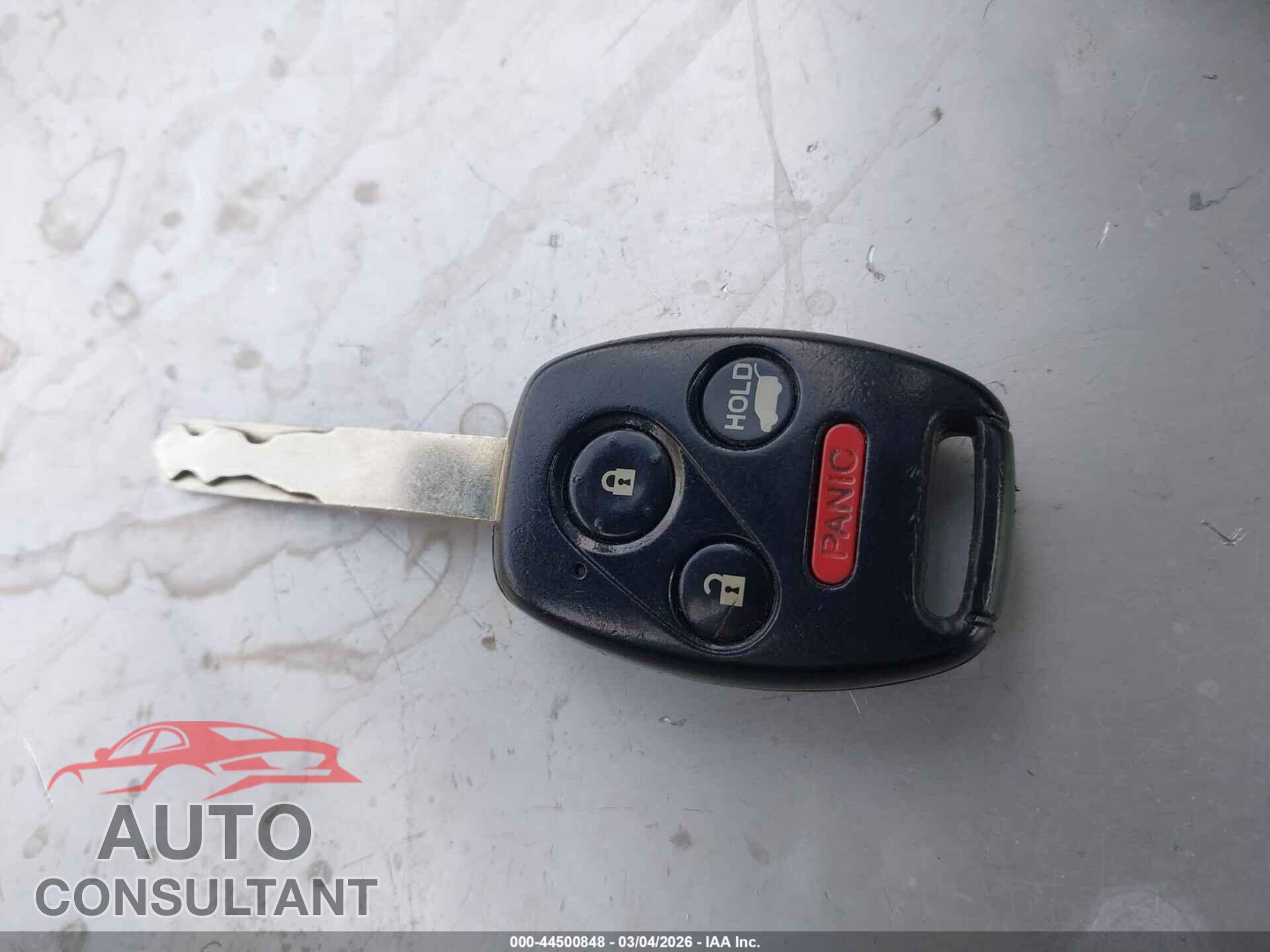 HONDA PILOT 2013 - 5FNYF3H56DB013717