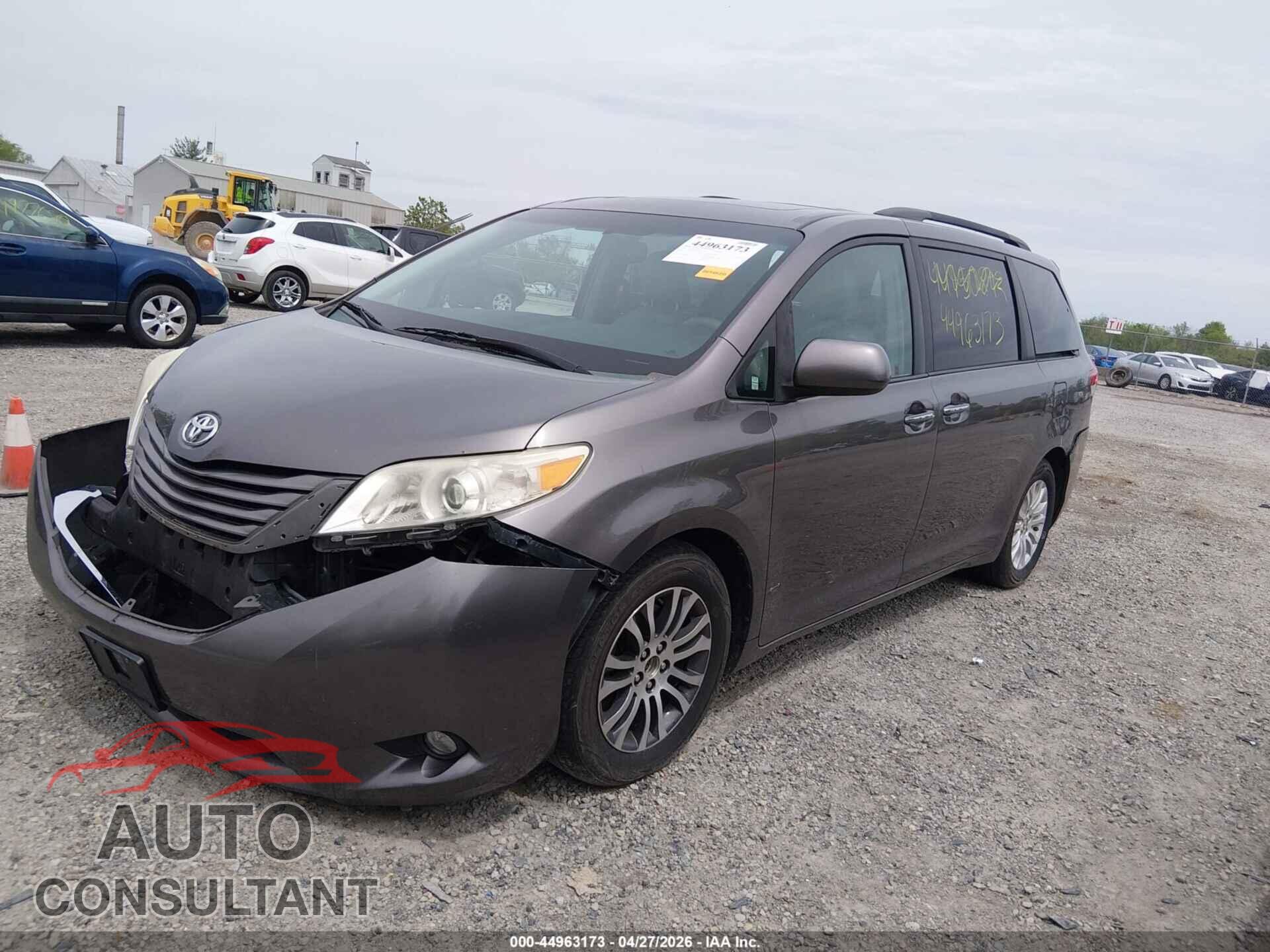 TOYOTA SIENNA 2011 - 5TDYK3DCXBS171969