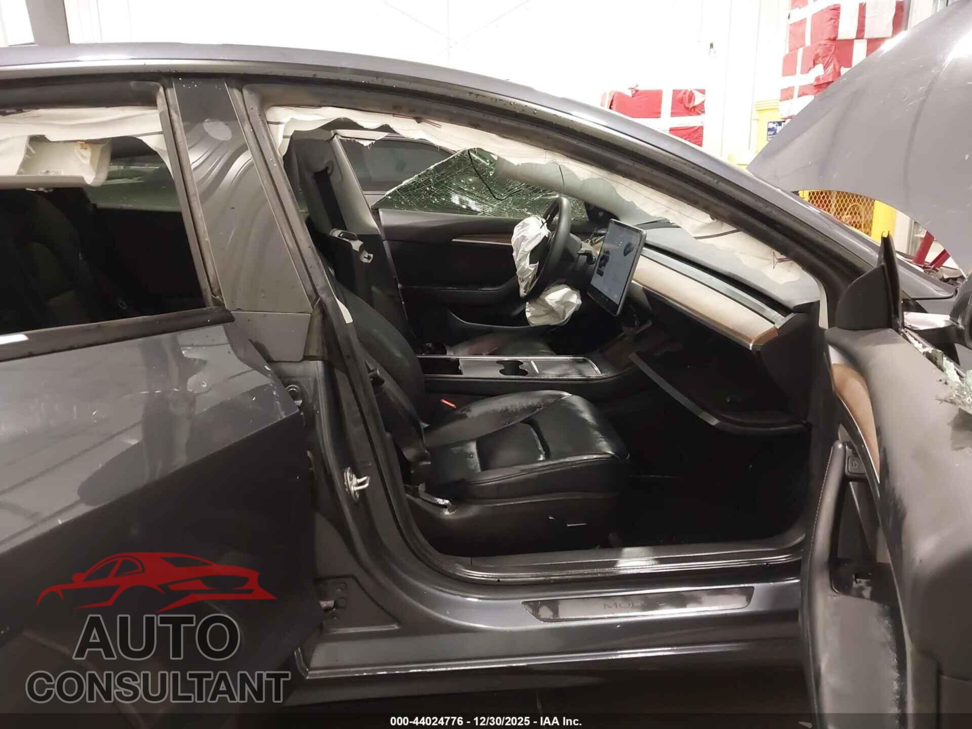 TESLA MODEL 3 2023 - 5YJ3E1EB2PF416352