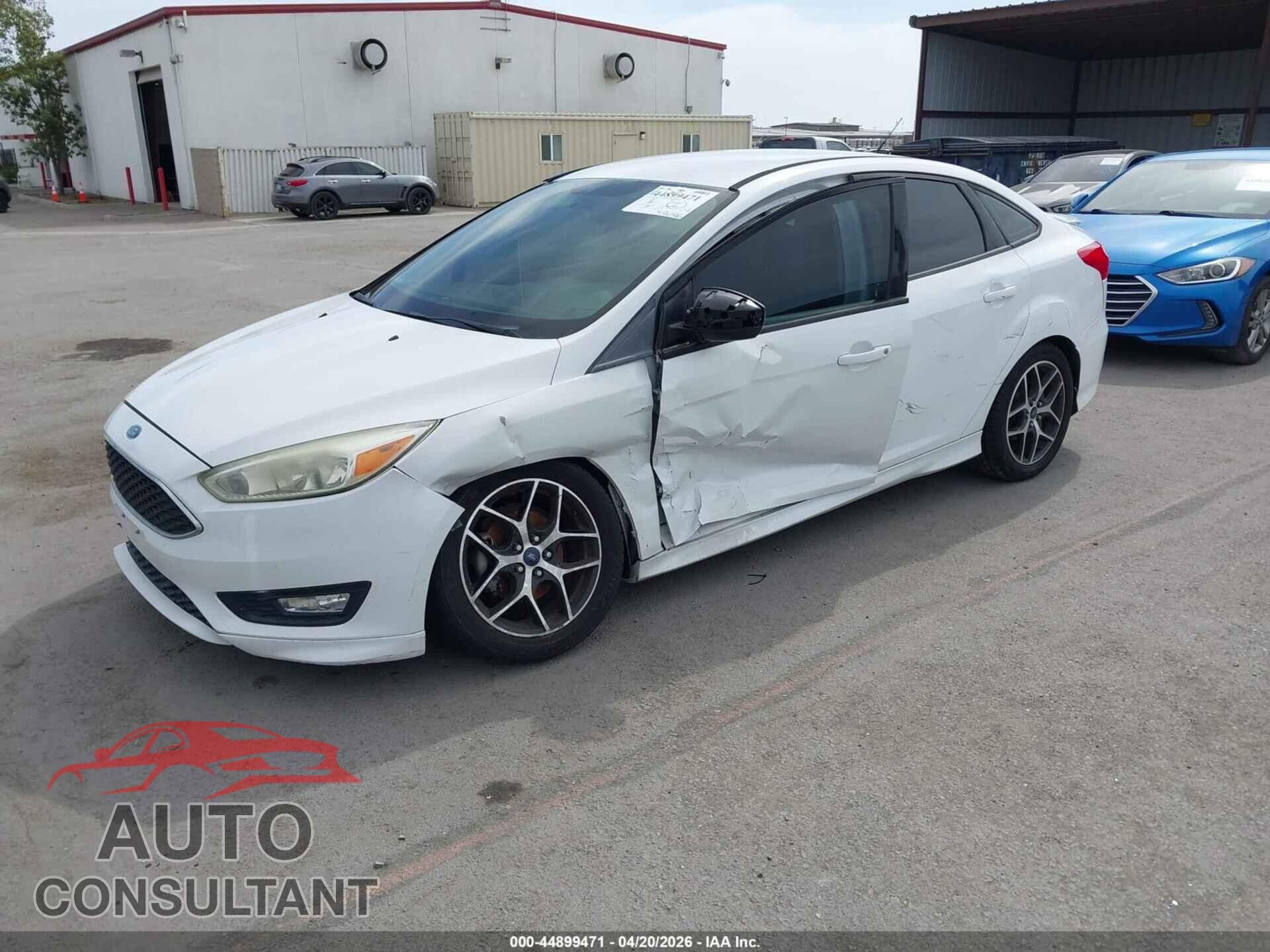 FORD FOCUS 2015 - 1FADP3F22FL334535