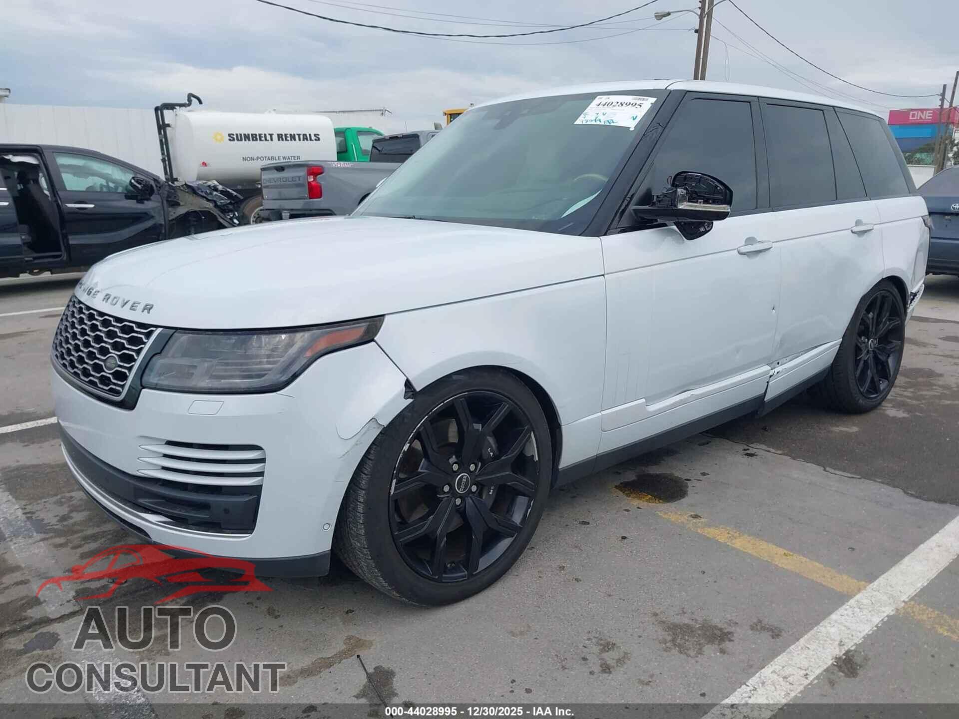 LAND ROVER RANGE ROVER 2018 - SALGV2RE2JA504841