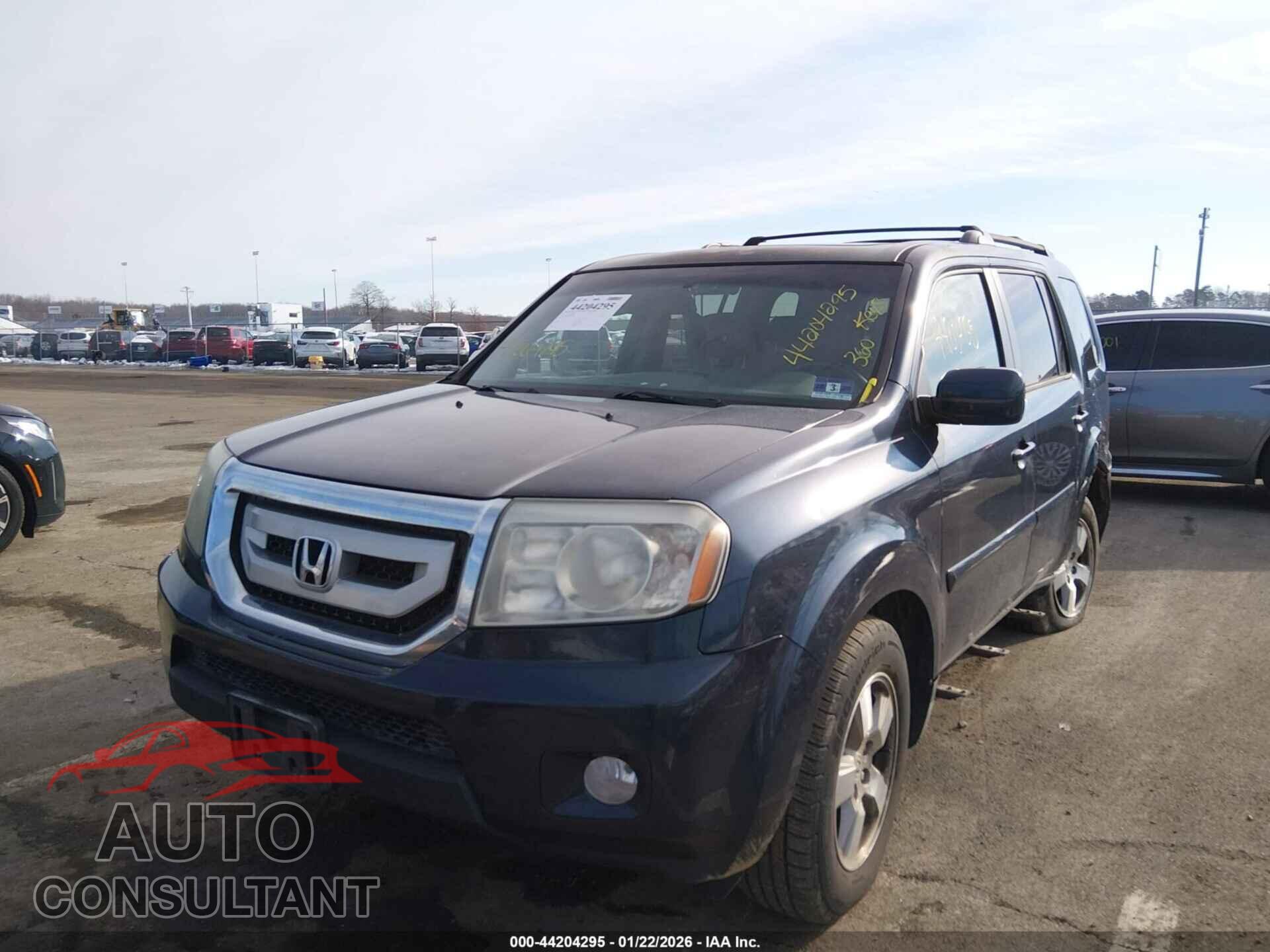 HONDA PILOT 2011 - 5FNYF4H56BB043190