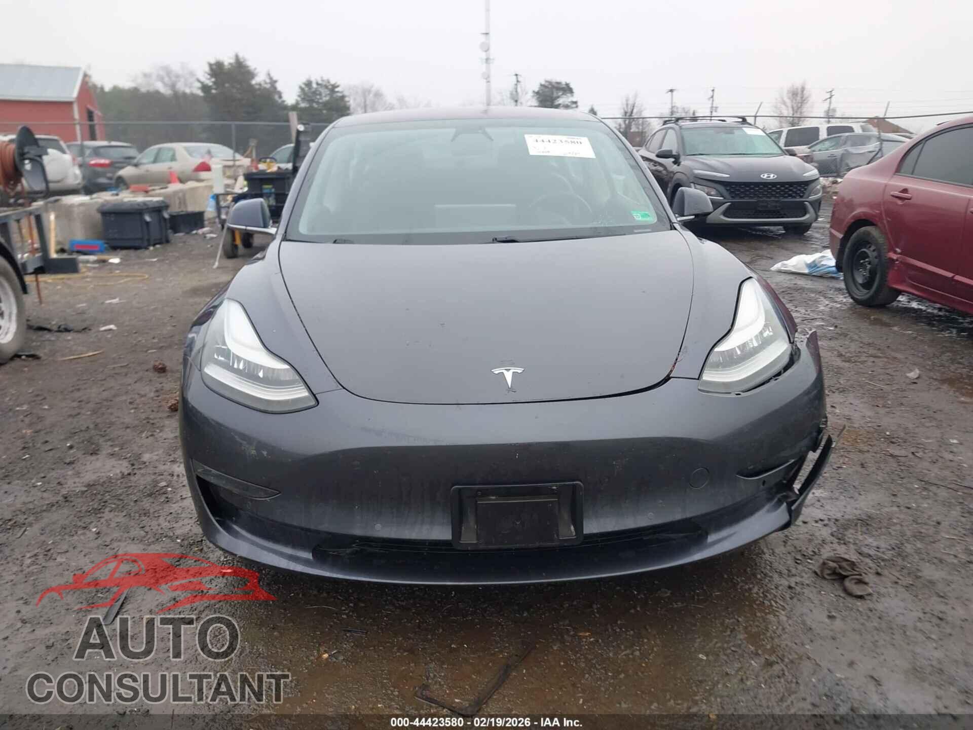 TESLA MODEL 3 2018 - 5YJ3E1EA4JF123647
