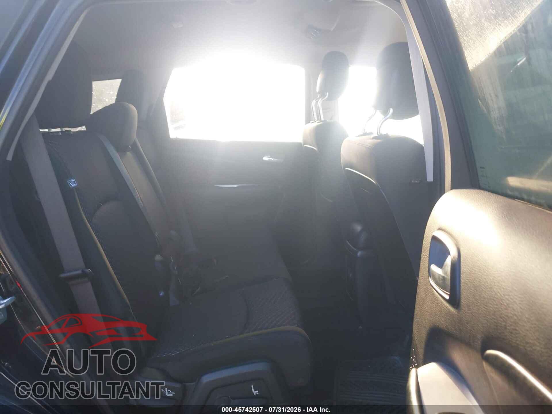 DODGE JOURNEY 2015 - 3C4PDDAG3FT574884