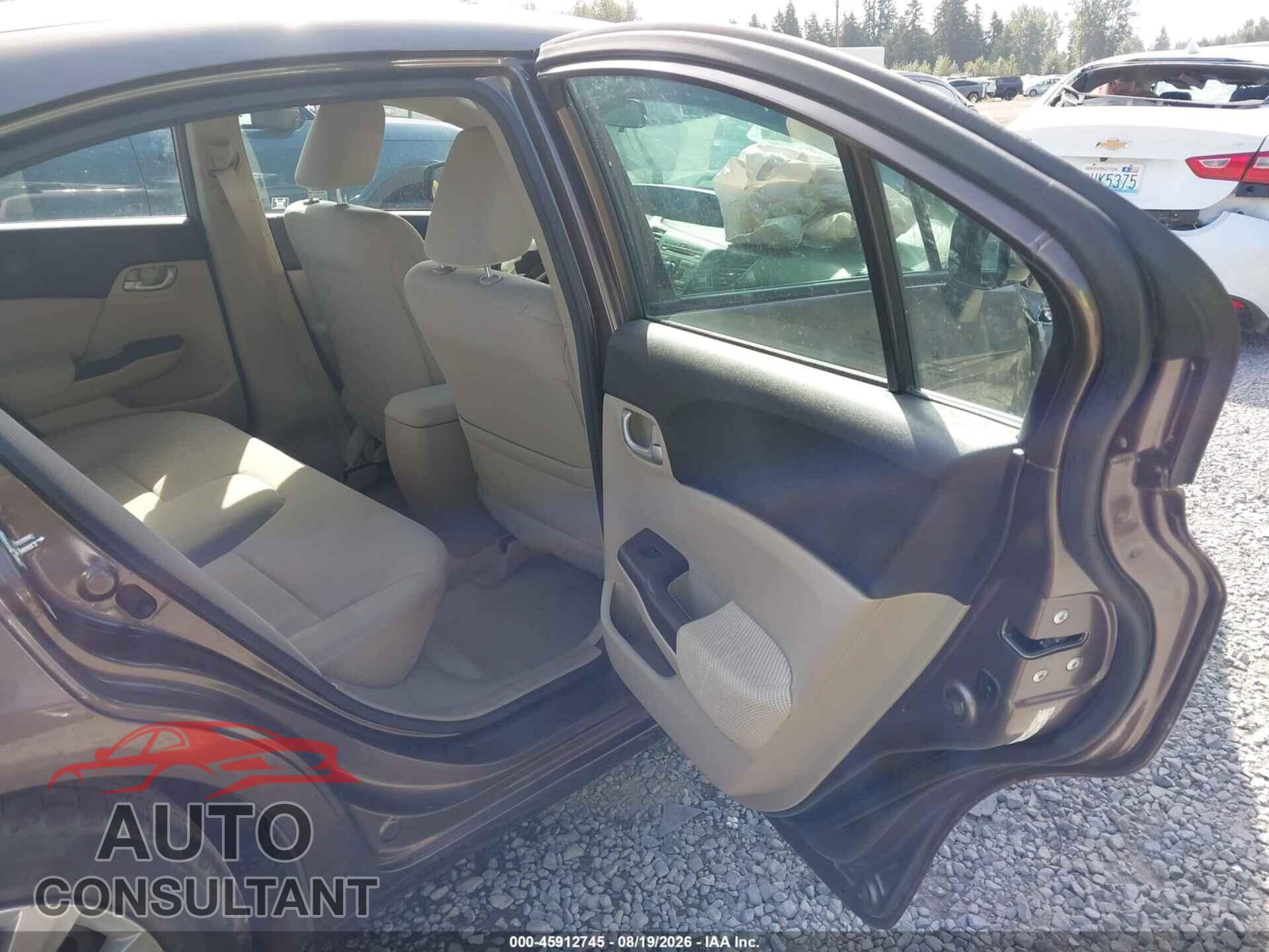 HONDA CIVIC 2012 - 2HGFB2F50CH569337