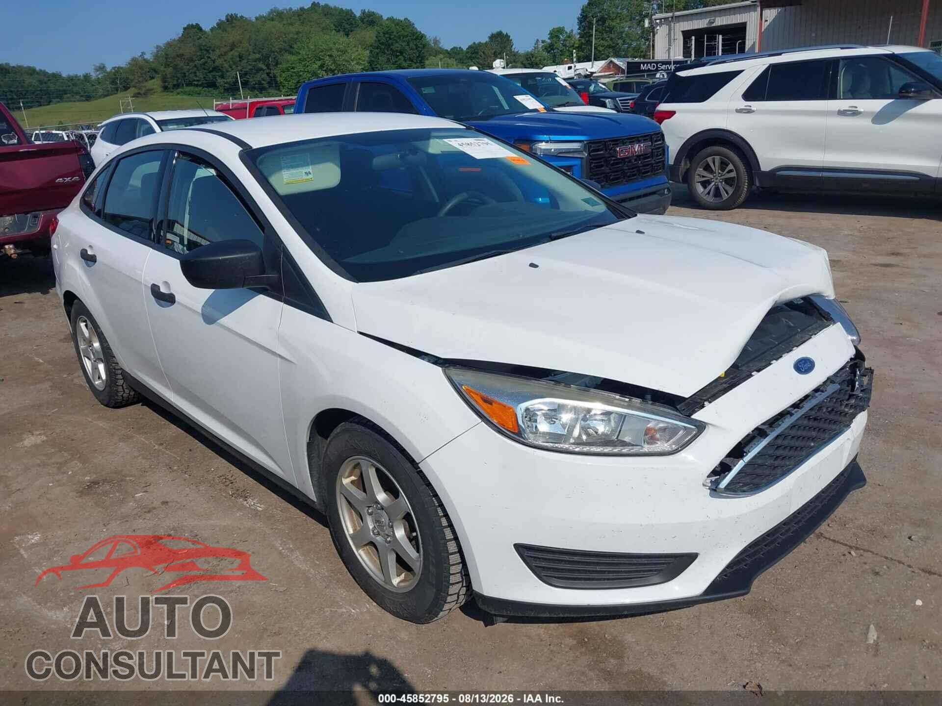 FORD FOCUS 2017 - 1FADP3E20HL270340