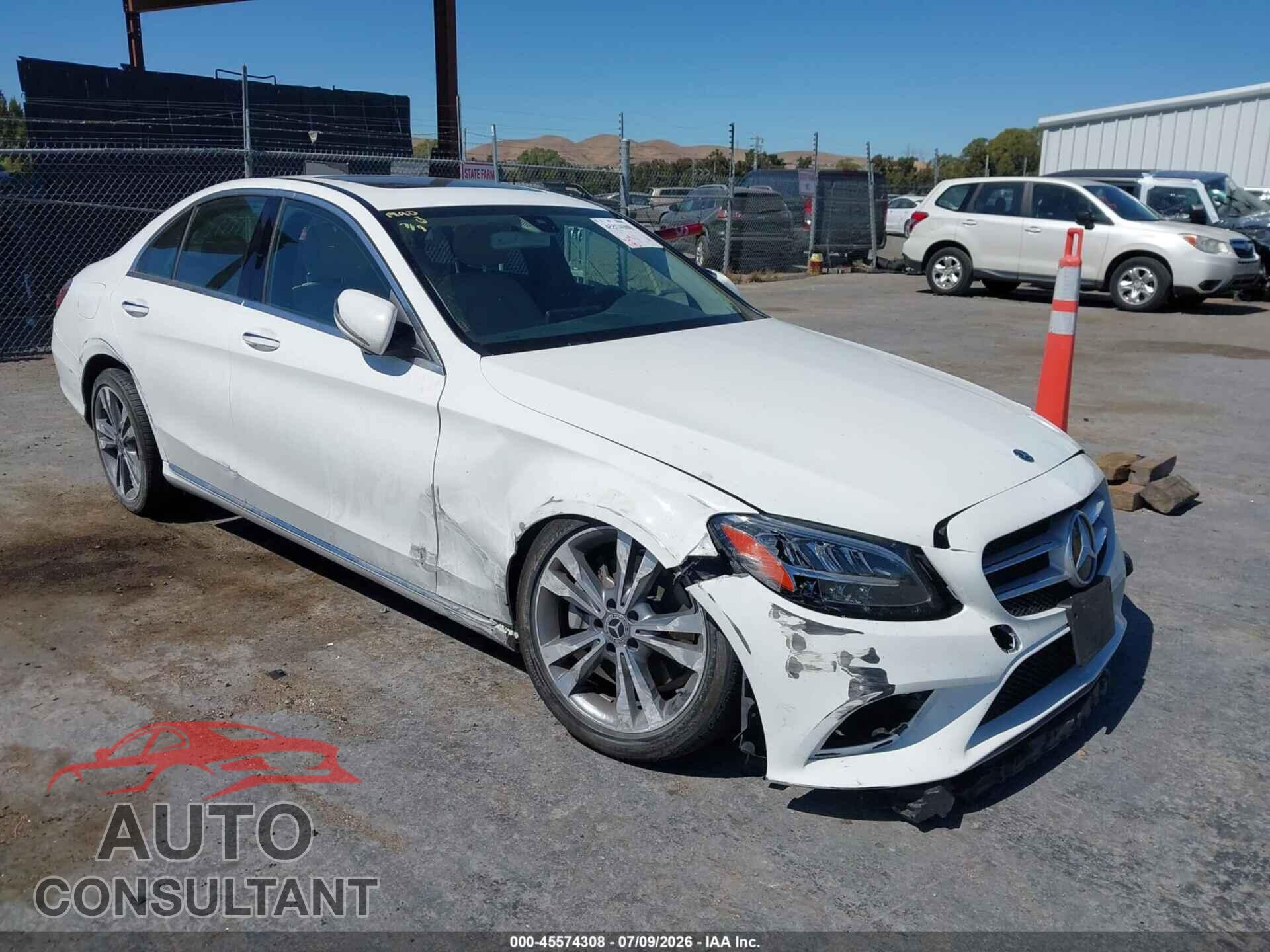 MERCEDES-BENZ C 300 2020 - W1KWF8DB1LR599743