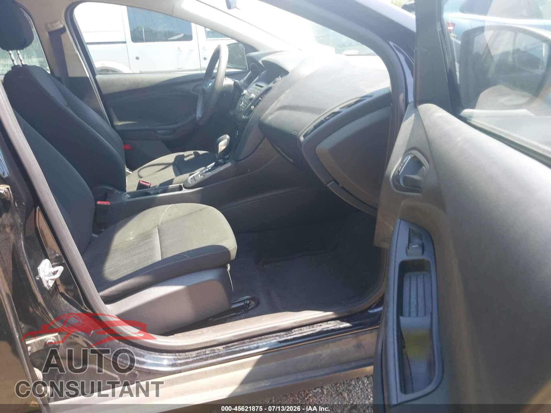 FORD FOCUS 2016 - 1FADP3E20GL357573
