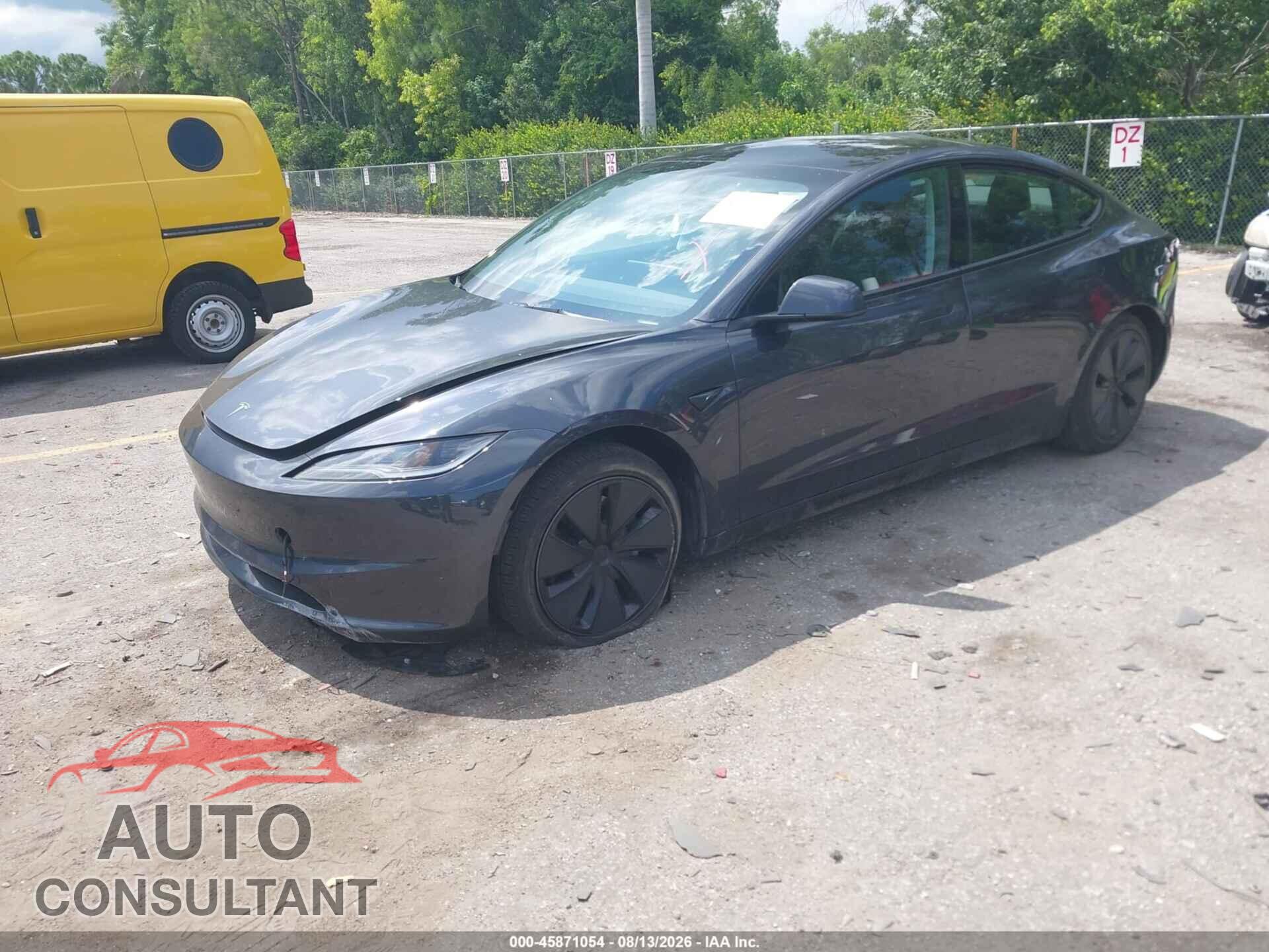TESLA MODEL 3 2025 - 5YJ3E1EA8SF054270