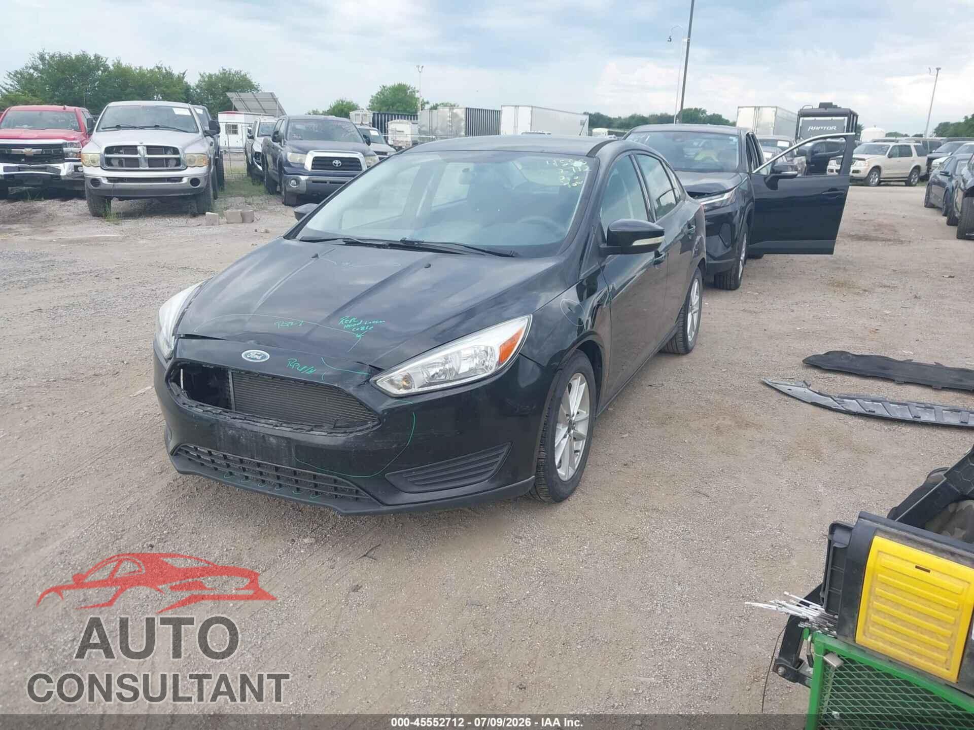 FORD FOCUS 2015 - 1FADP3F22FL368071