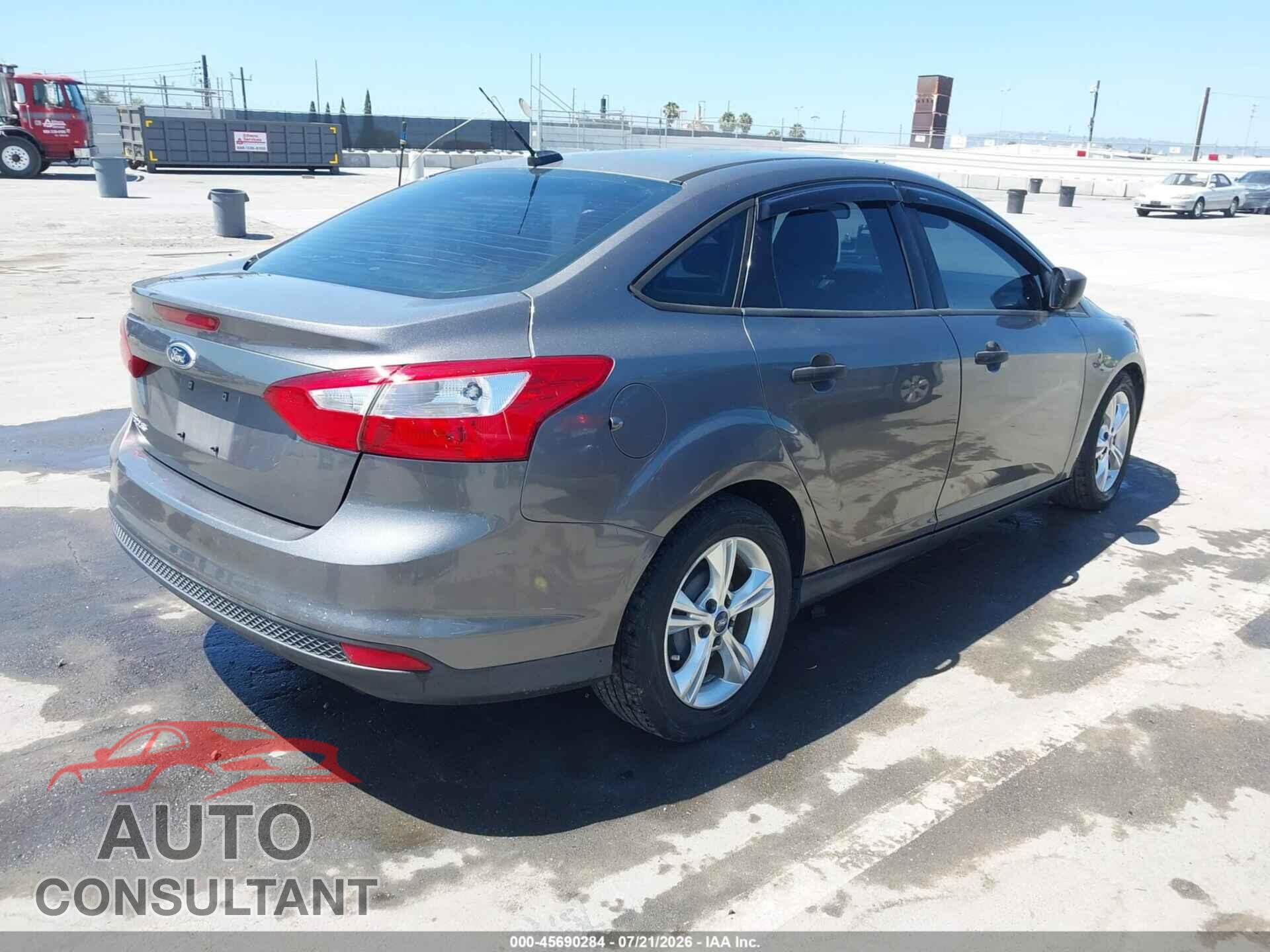 FORD FOCUS 2012 - 1FAHP3E29CL273635