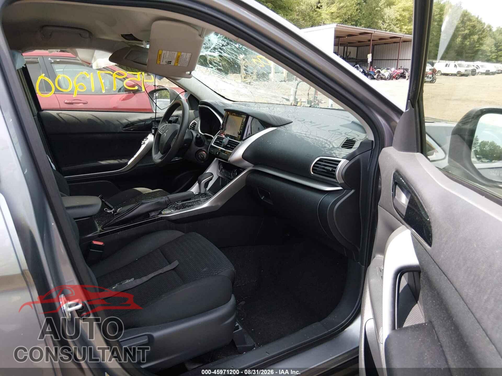 MITSUBISHI ECLIPSE CROSS 2018 - JA4AS3AA3JZ048512