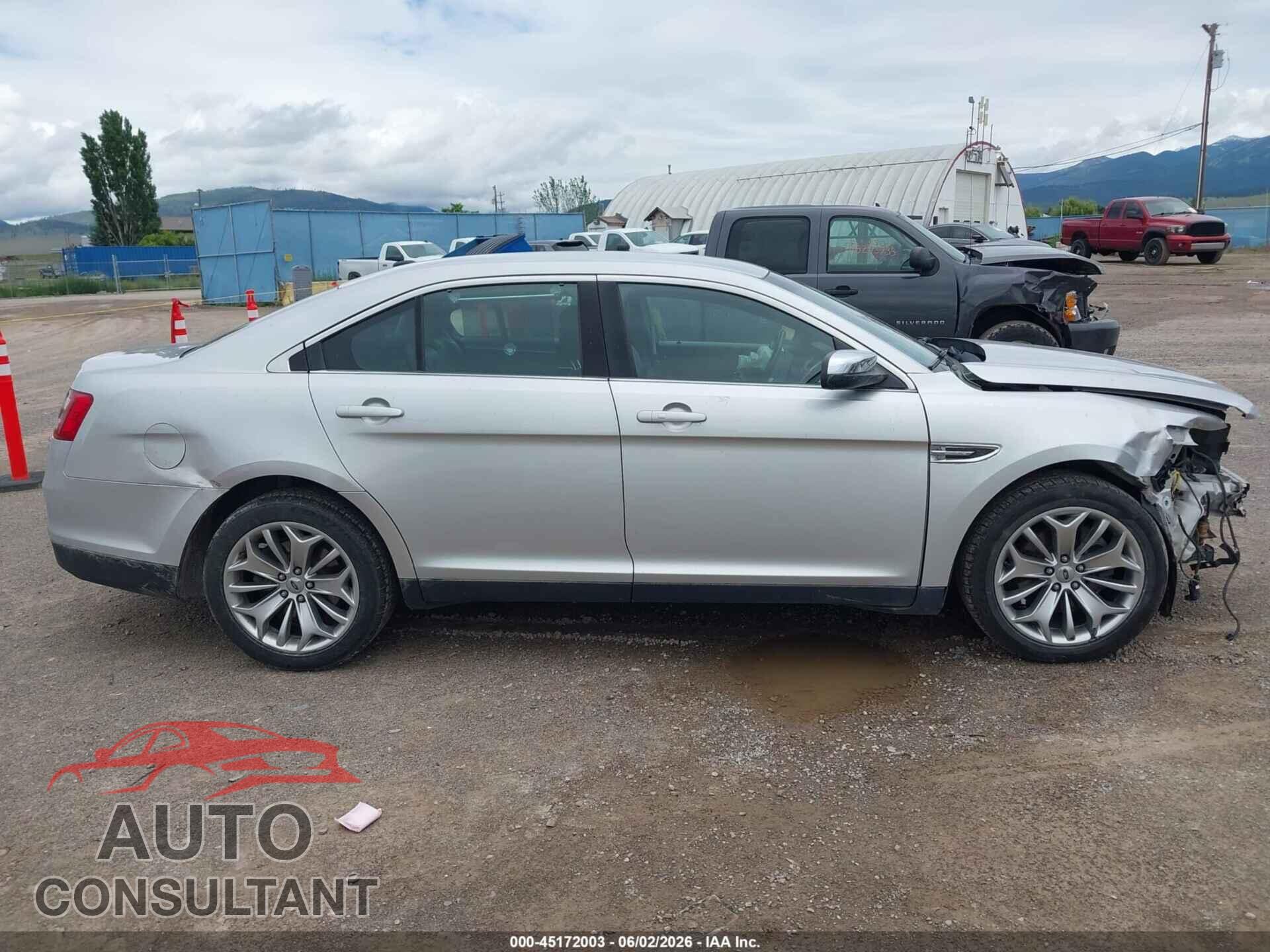 FORD TAURUS 2013 - 1FAHP2F82DG232920