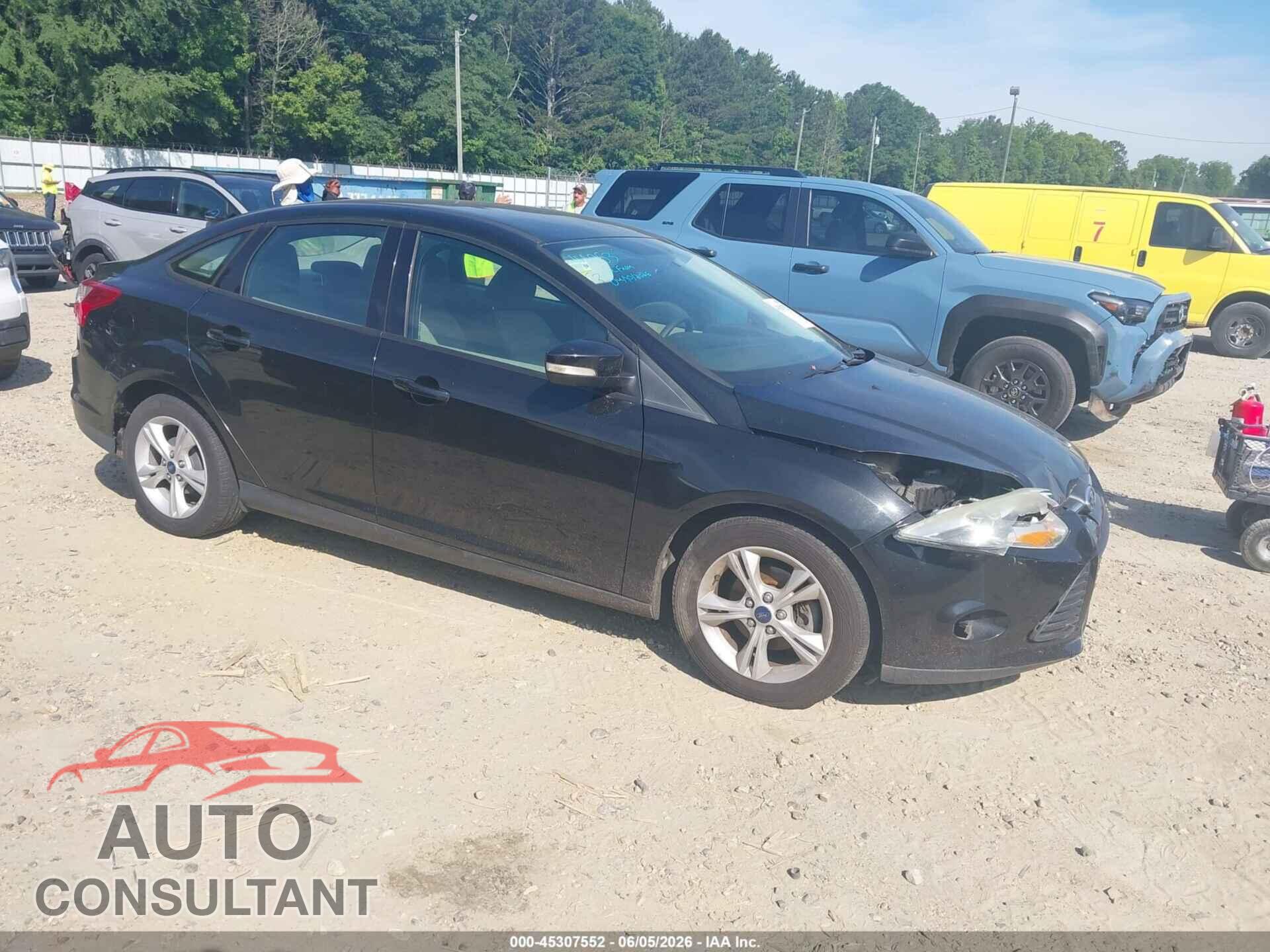 FORD FOCUS 2014 - 1FADP3F2XEL425454
