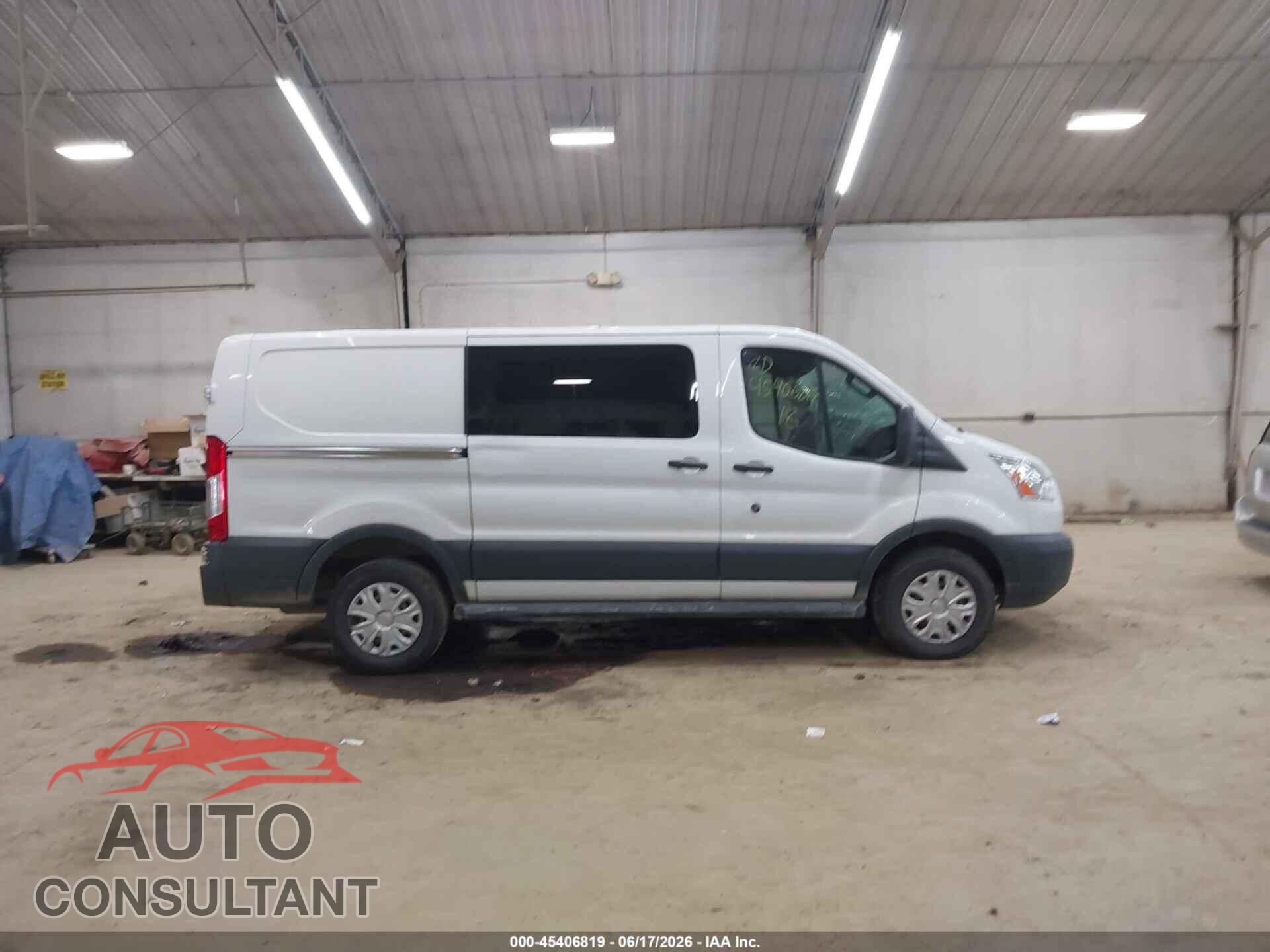 FORD TRANSIT-250 2018 - 1FTYR1YM4JKA53943