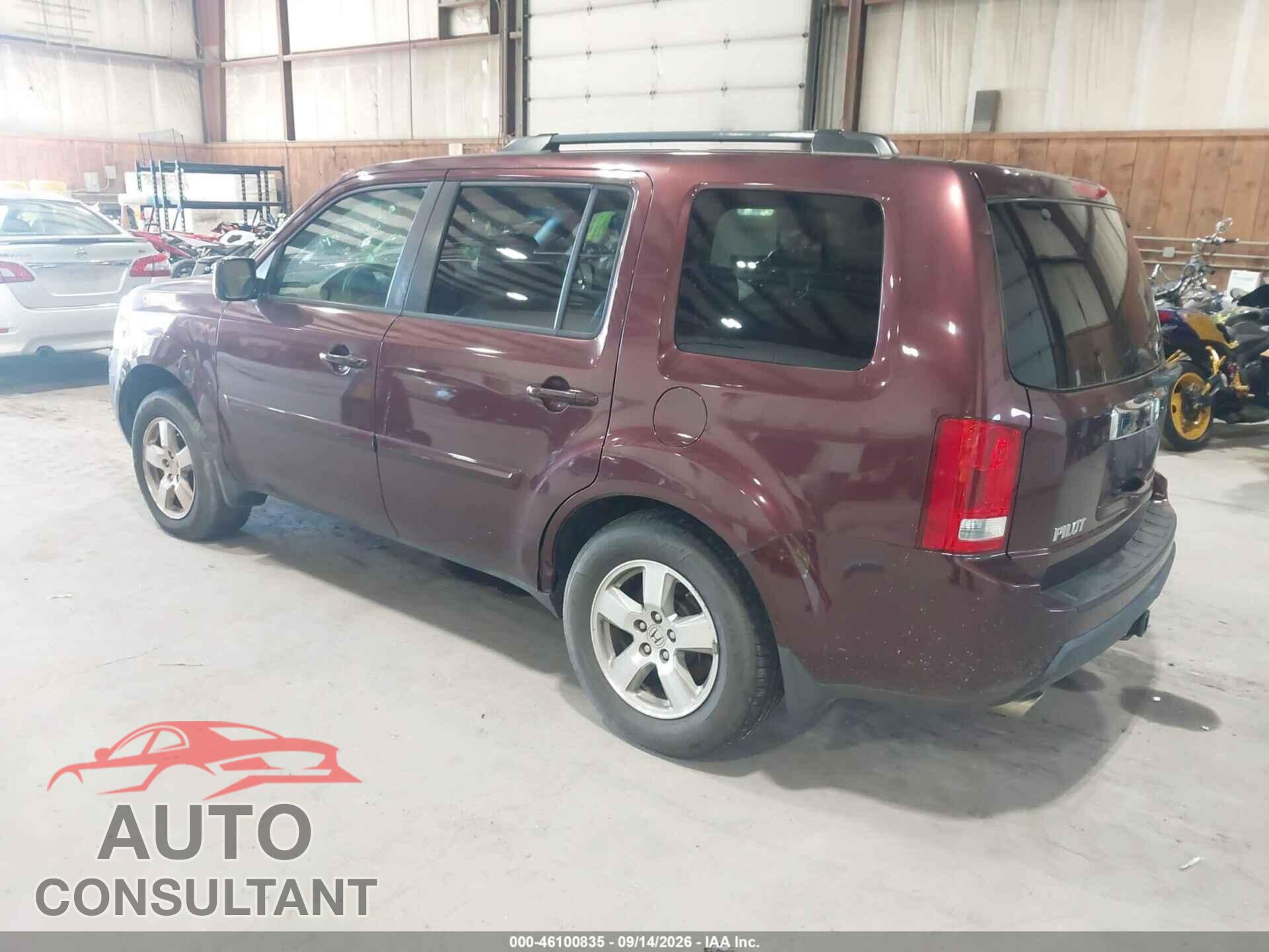 HONDA PILOT 2011 - 5FNYF4H74BB038071