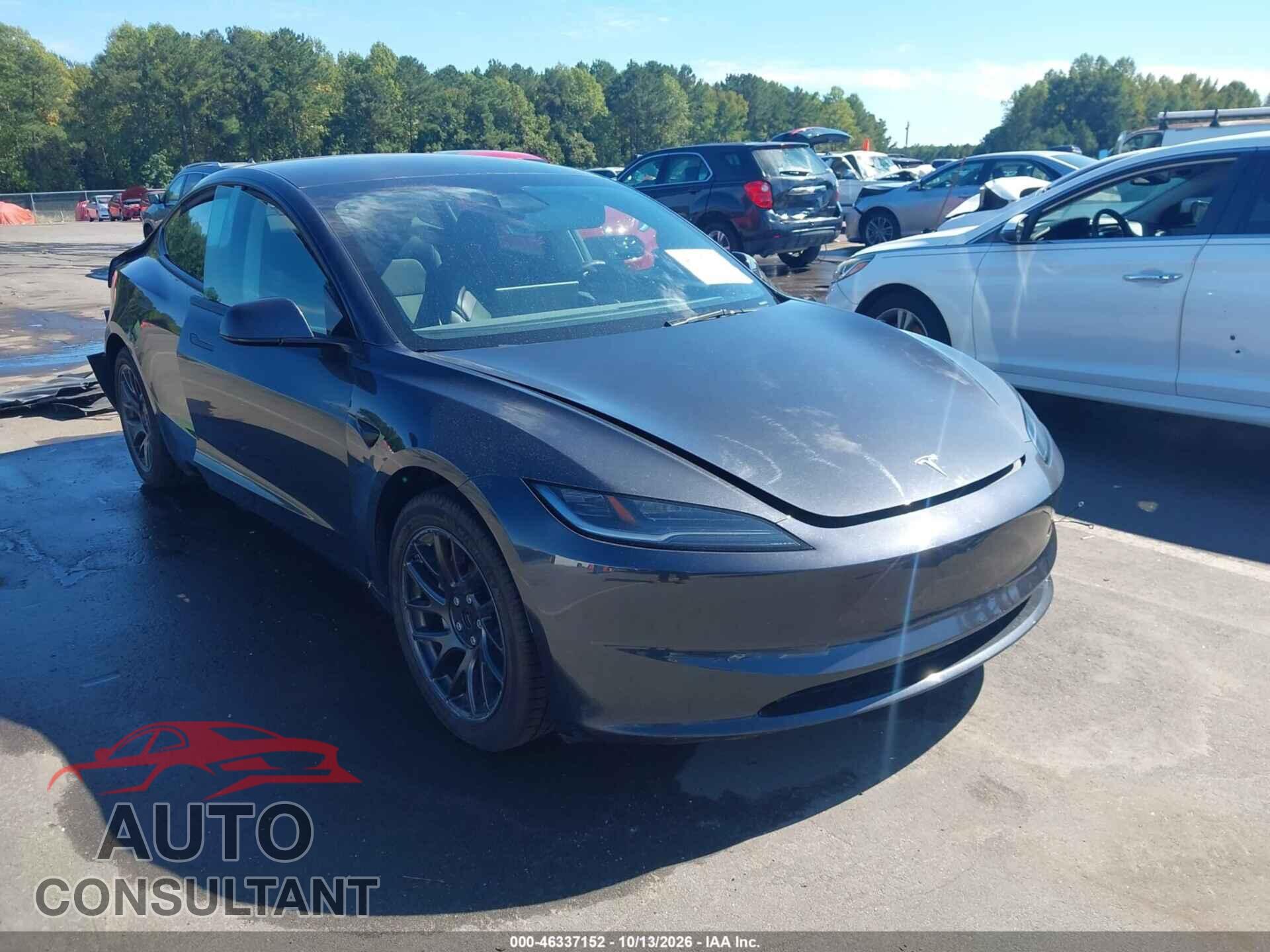 TESLA MODEL 3 2024 - 5YJ3E1EA2RF736233