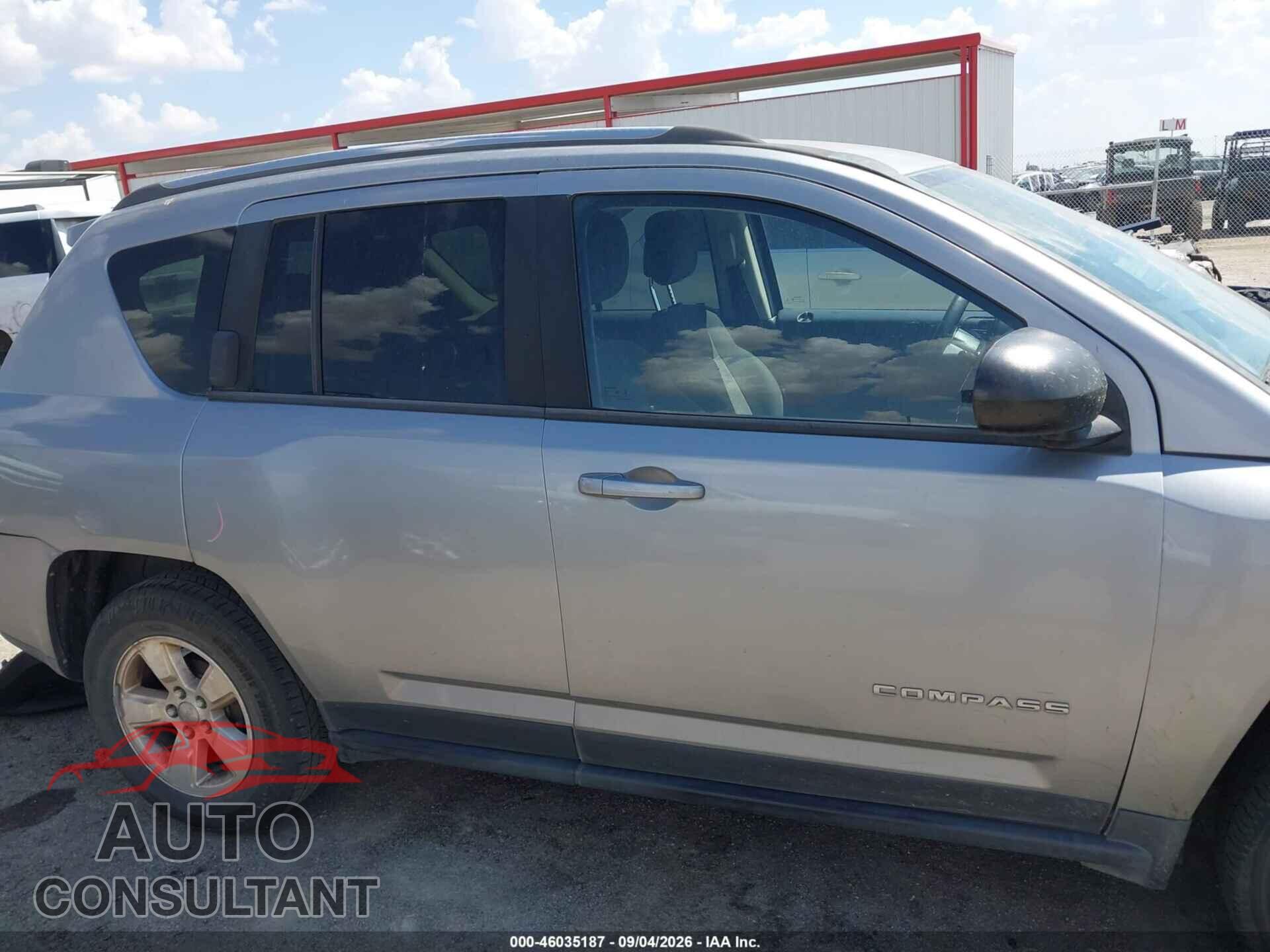 JEEP COMPASS 2015 - 1C4NJCBAXFD138530