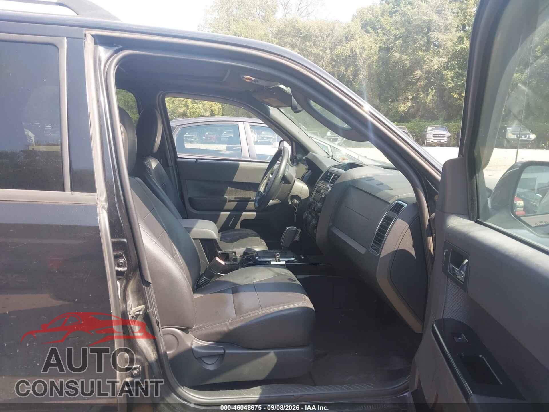 FORD ESCAPE 2011 - 1FMCU9EG3BKC51237