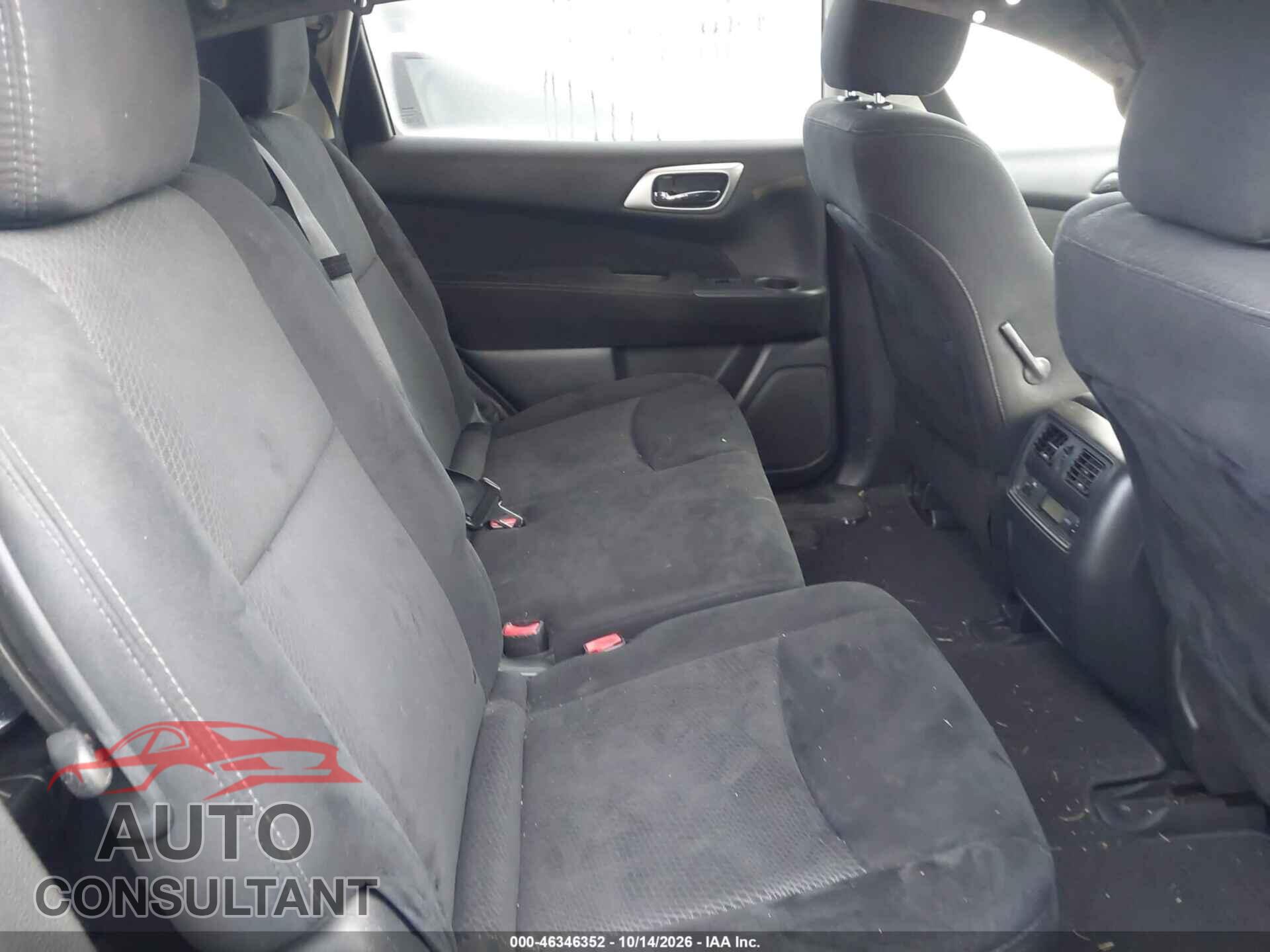 NISSAN PATHFINDER 2015 - 5N1AR2MM7FC691663