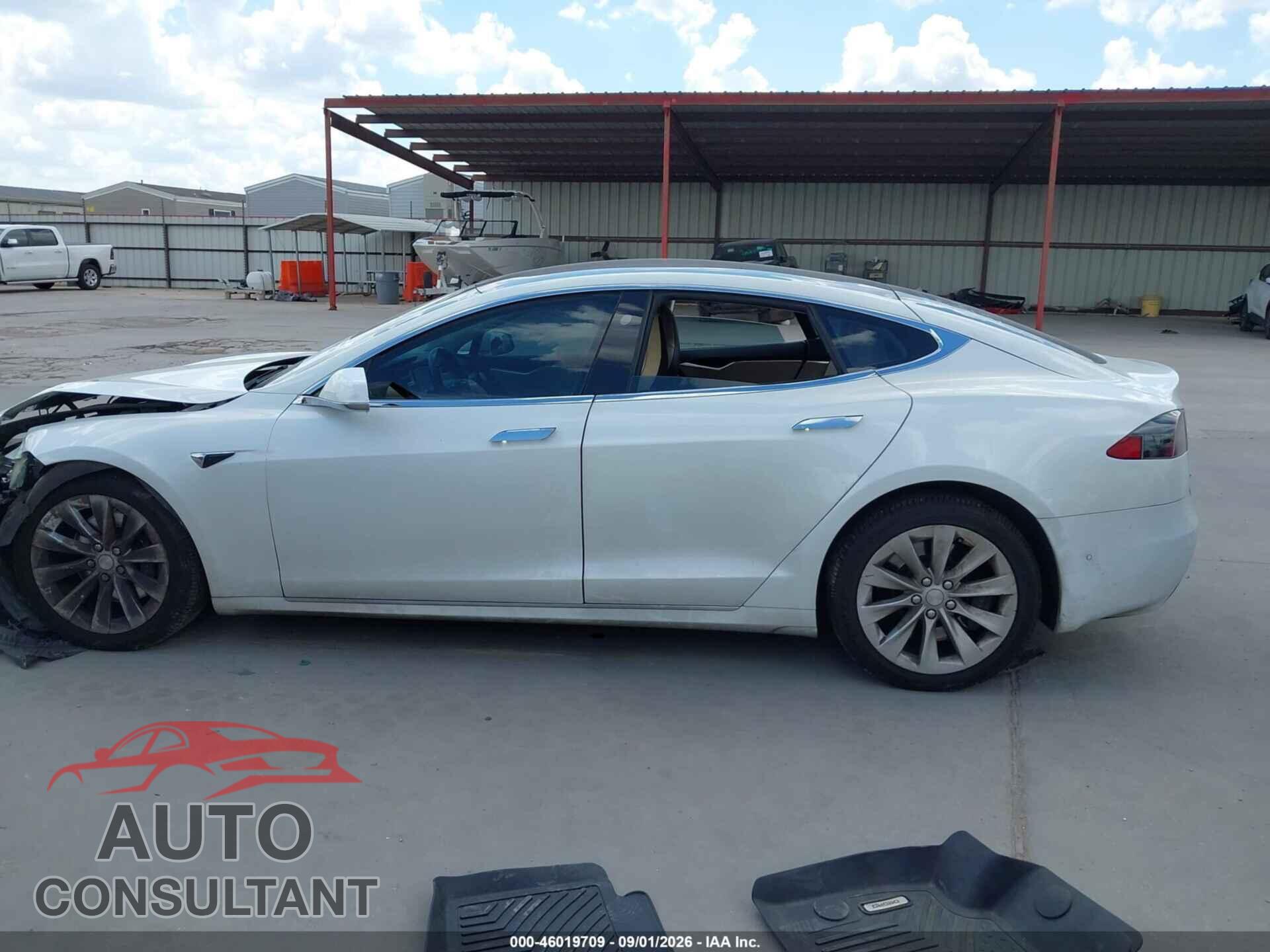 TESLA MODEL S 2017 - 5YJSA1E23HF201443