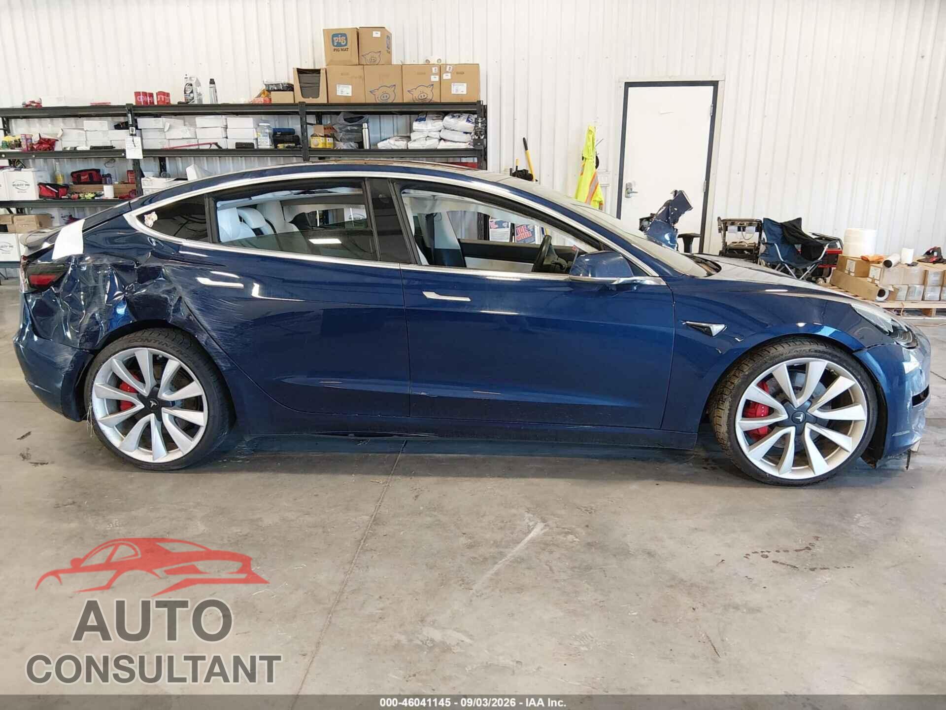 TESLA MODEL 3 2018 - 5YJ3E1EB7JF055725