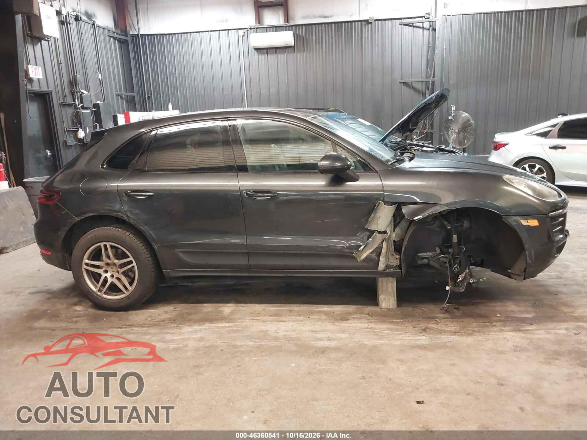 PORSCHE MACAN 2017 - WP1AA2A52HLB01699