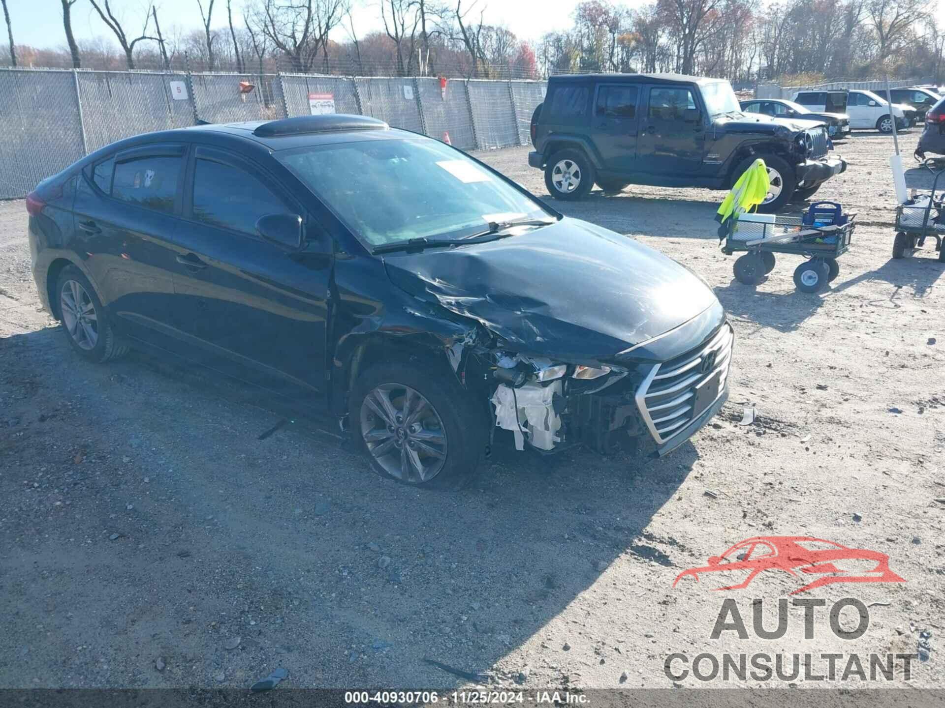 HYUNDAI ELANTRA 2018 - KMHD84LF8JU508238