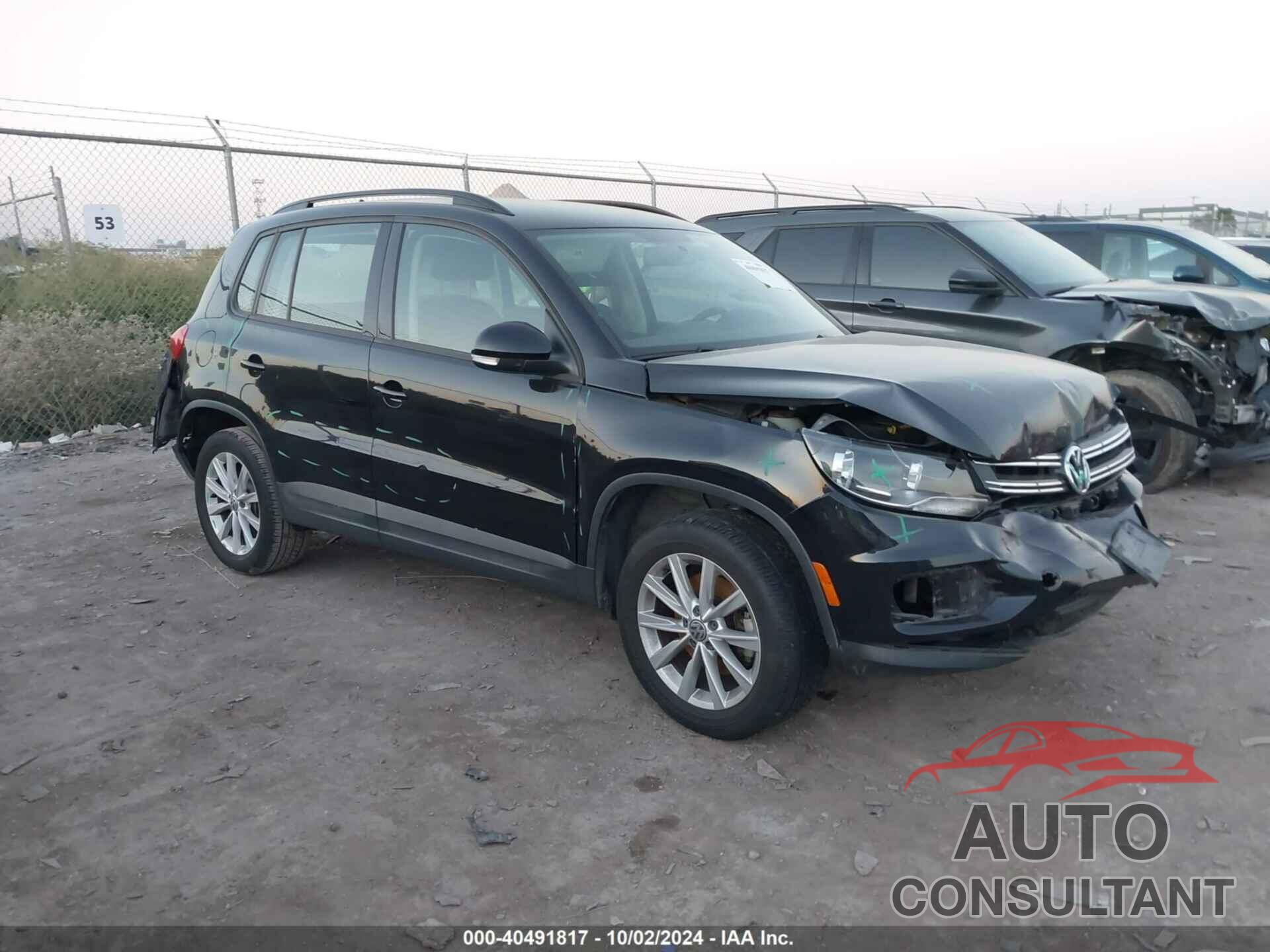 VOLKSWAGEN TIGUAN LIMITED 2018 - WVGAV7AX0JK005551