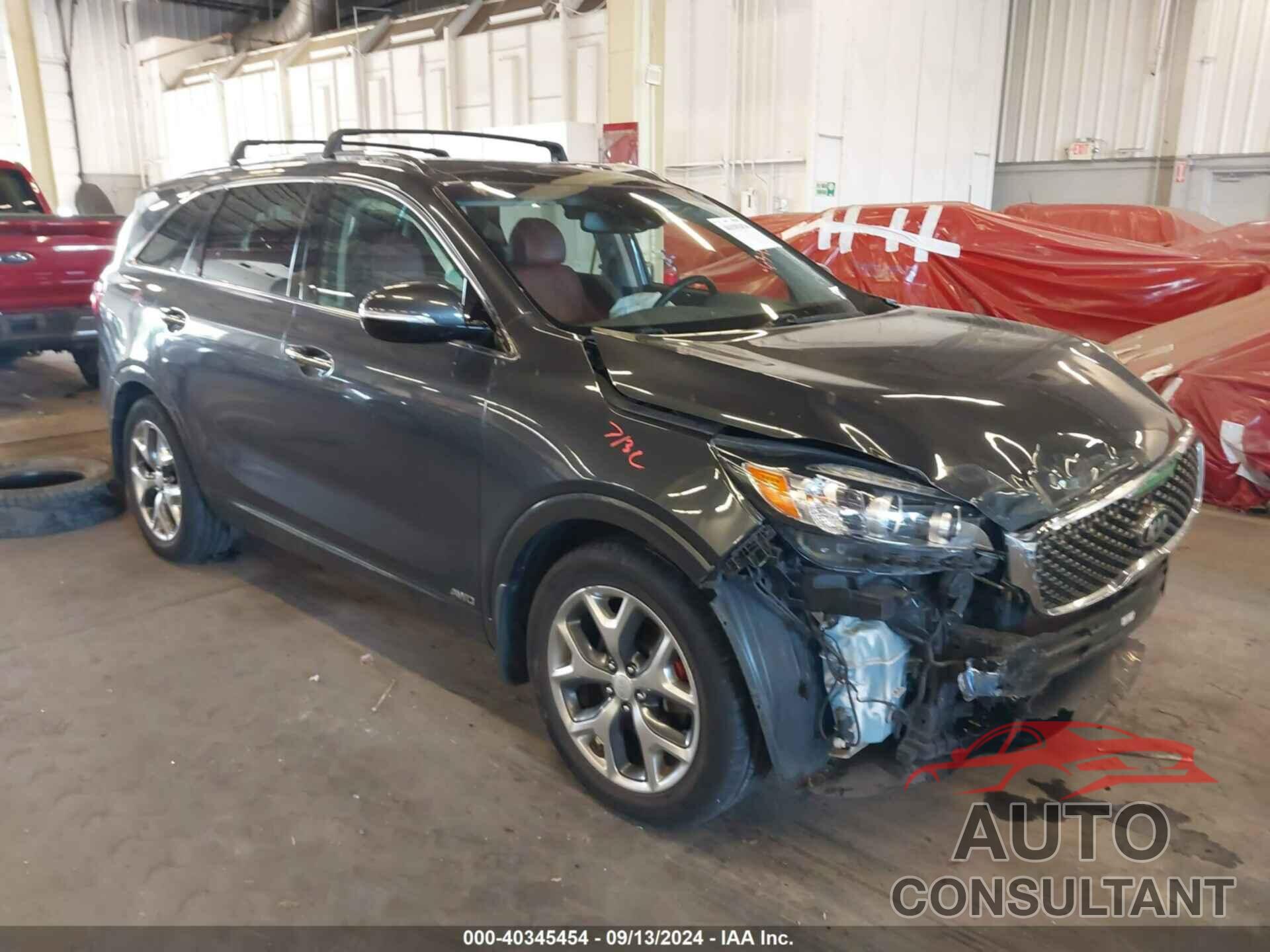 KIA SORENTO 2018 - 5XYPKDA55JG390356