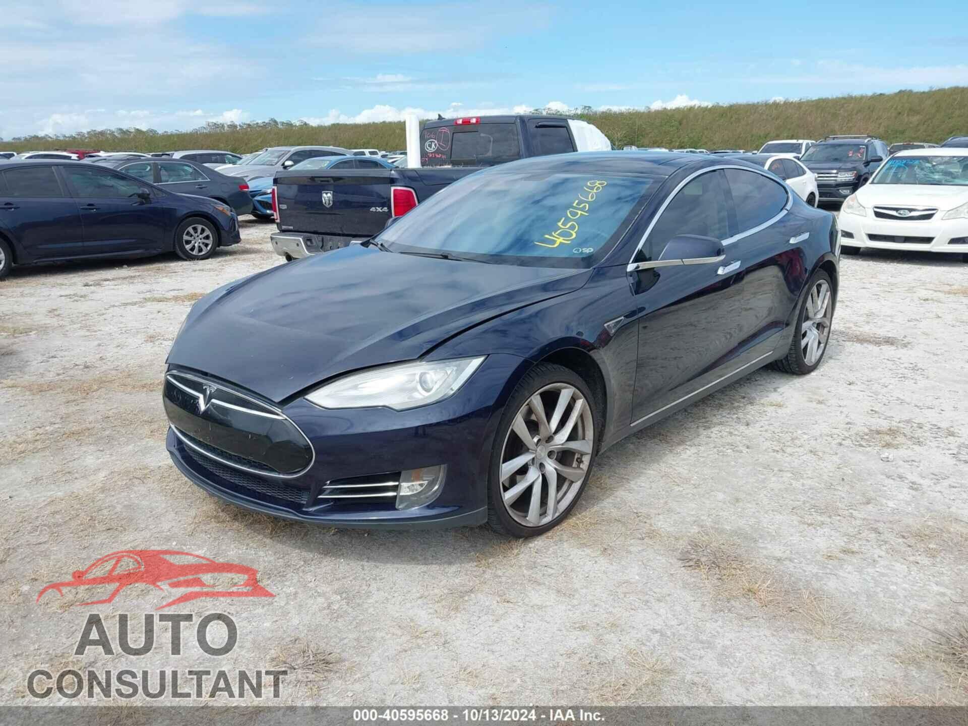 TESLA MODEL S 2013 - 5YJSA1DP9DFP10833
