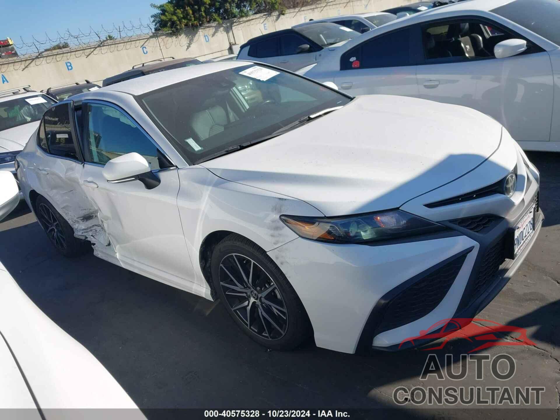 TOYOTA CAMRY 2023 - 4T1G11AK1PU744819
