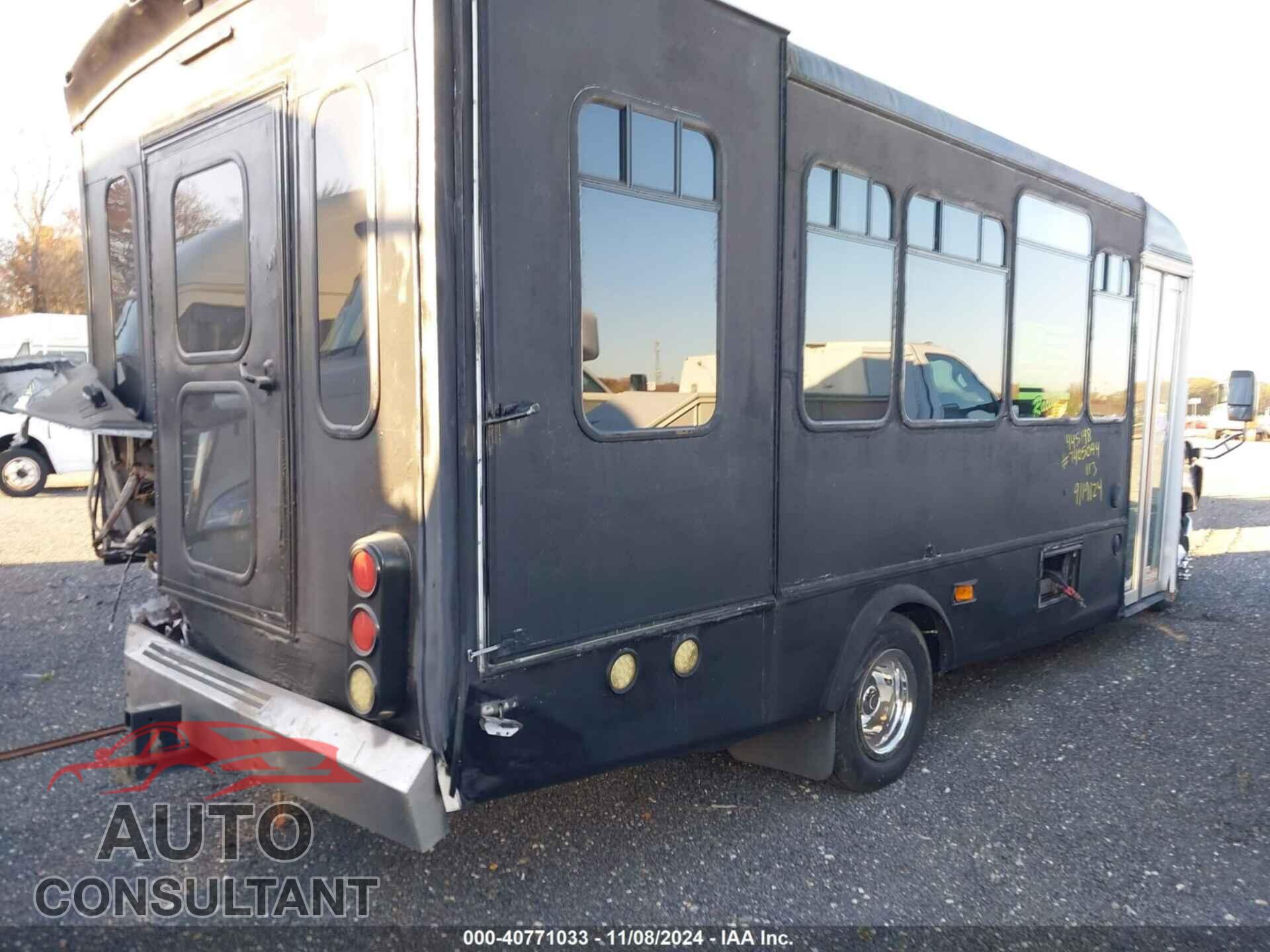 FORD E-450 CUTAWAY 2010 - 1FDFE4FS0ADA84693