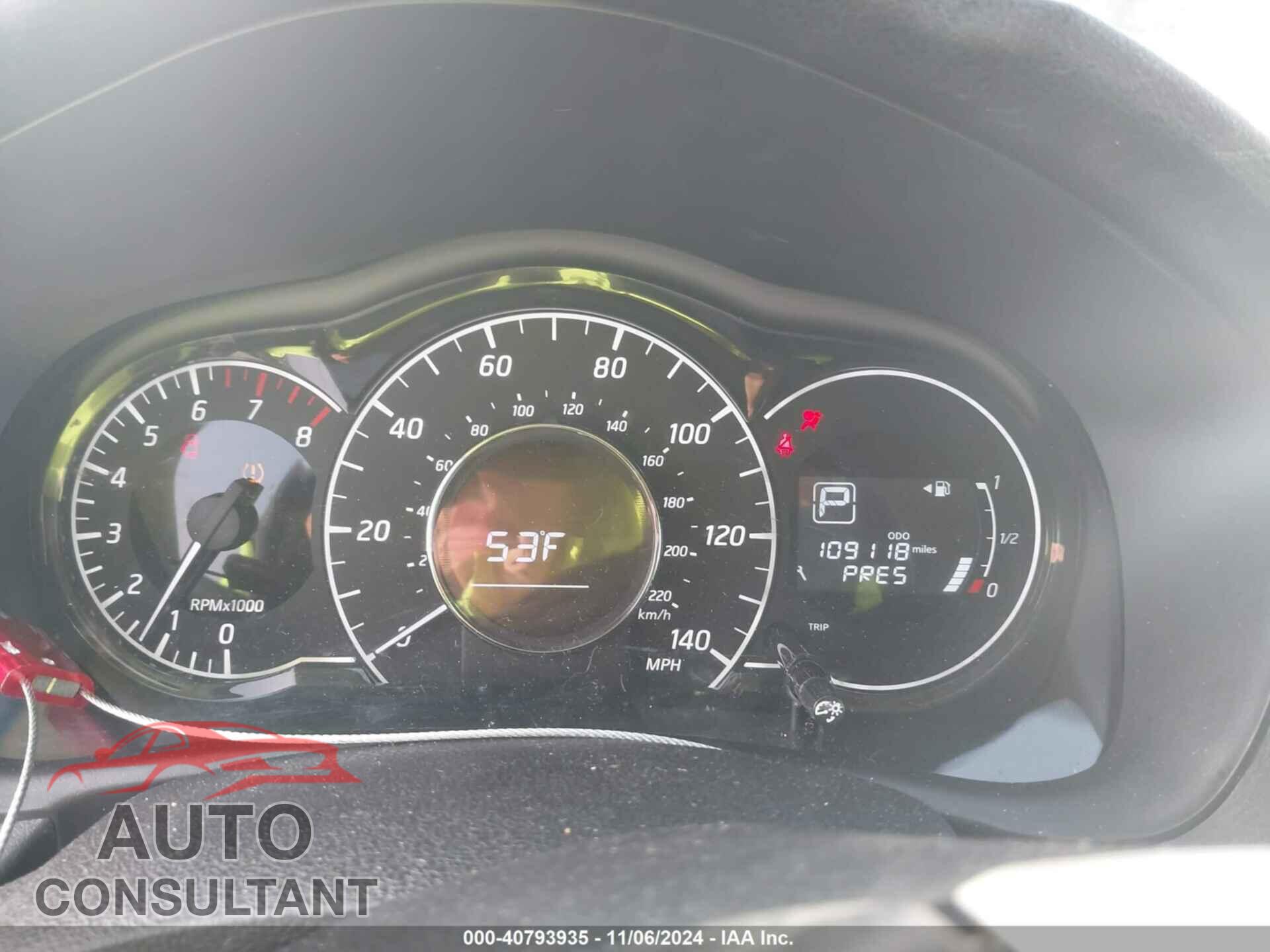 NISSAN VERSA NOTE 2017 - 3N1CE2CP1HL362567