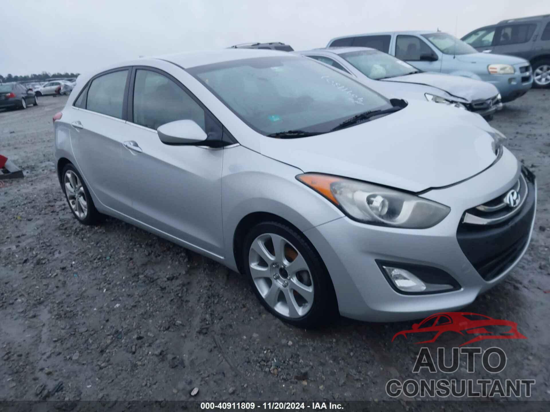 HYUNDAI ELANTRA GT 2013 - KMHD35LE8DU124797
