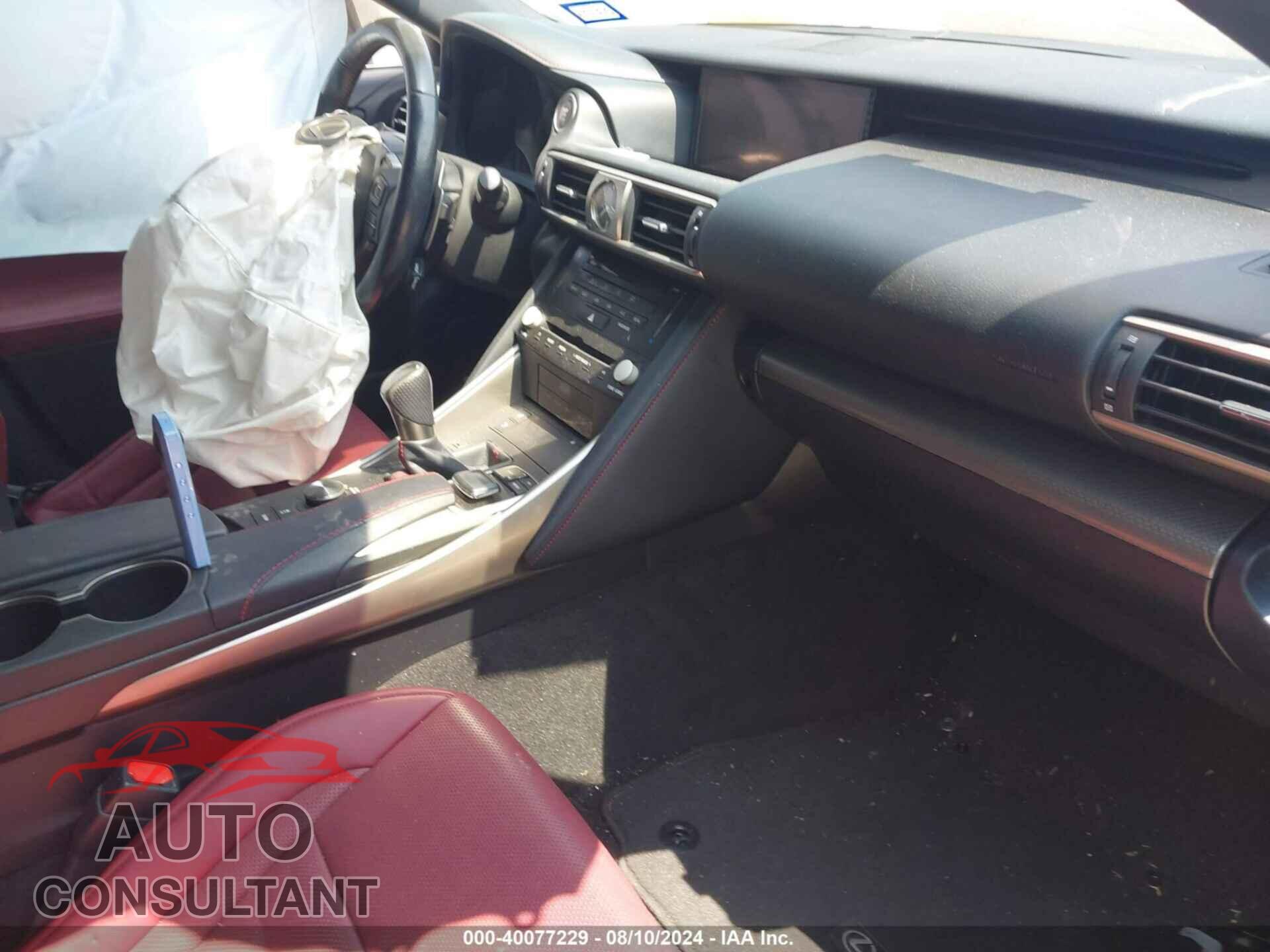 LEXUS IS 350 2017 - JTHBE1D2XH5030048
