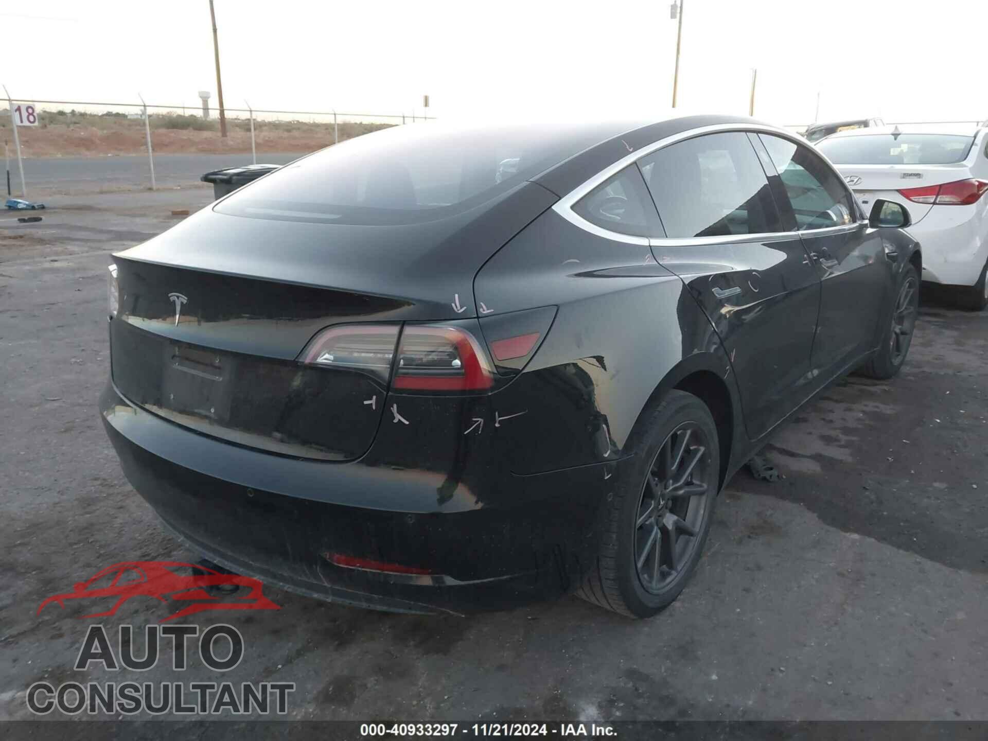 TESLA MODEL 3 2018 - 5YJ3E1EA3JF052196