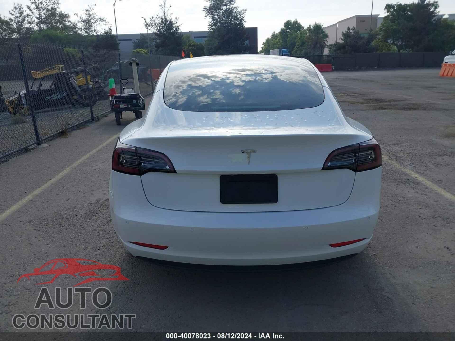 TESLA MODEL 3 2021 - 5YJ3E1EA3MF053157