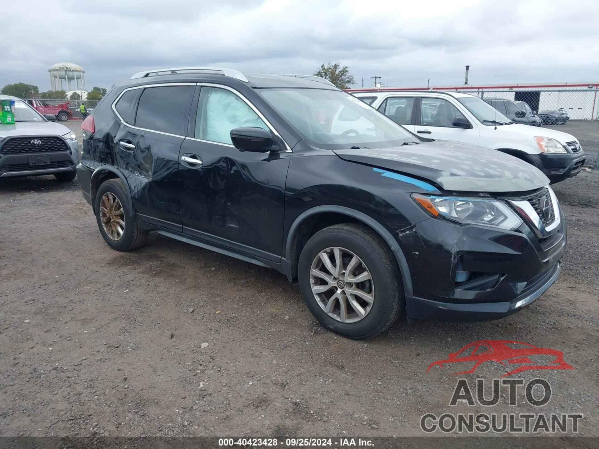 NISSAN ROGUE 2018 - JN8AT2MV0JW350387