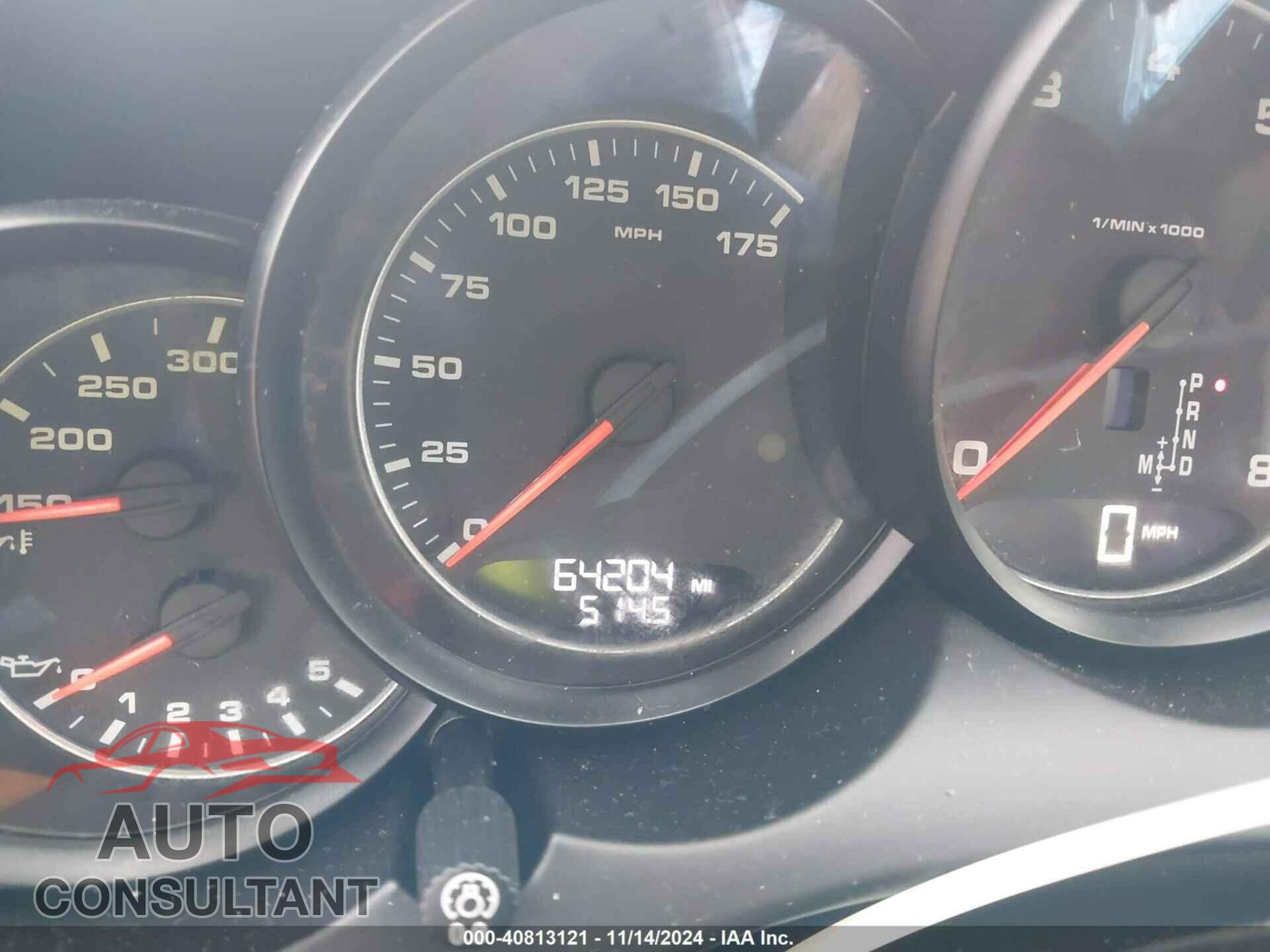 PORSCHE CAYENNE 2018 - WP1AA2A21JKA00784