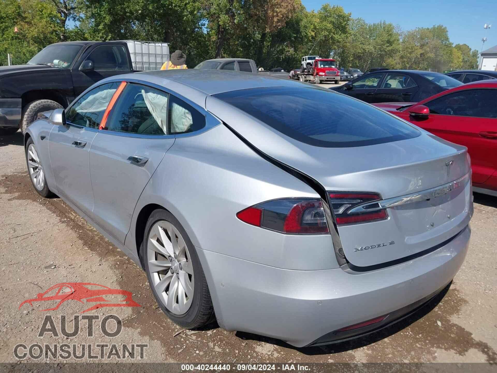TESLA MODEL S 2017 - 5YJSA1E23HF187365